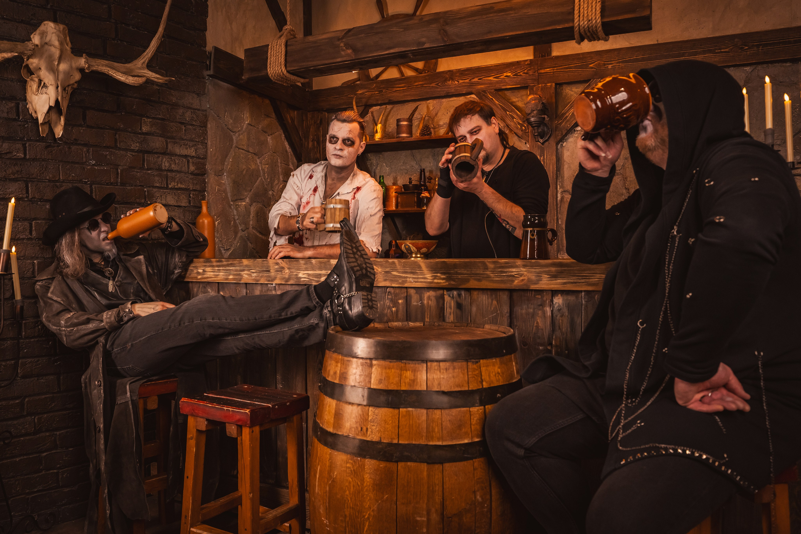 Группа NAGART в таверне. Репортажный фотограф Анастасия Рубцова