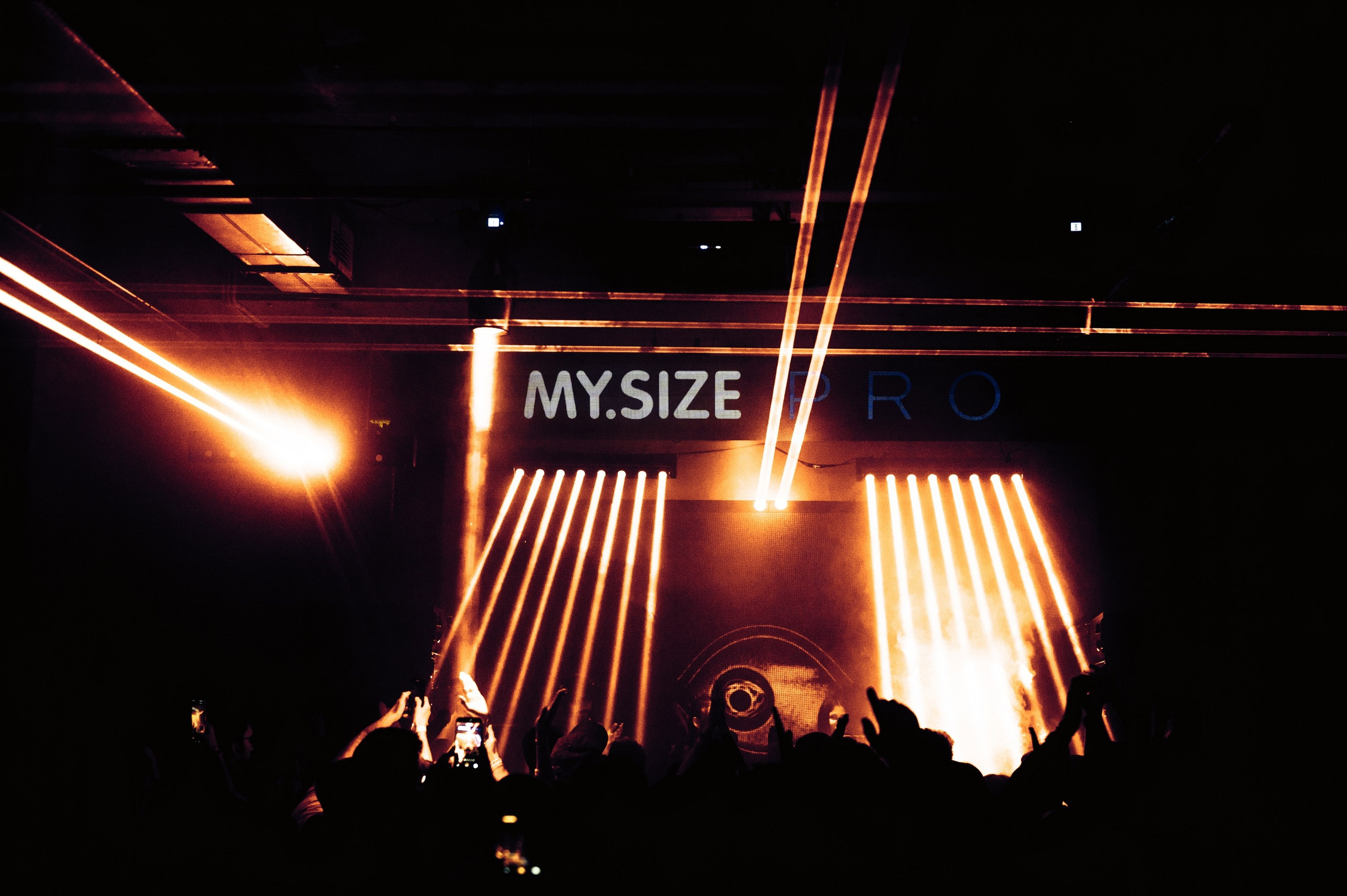 Insomnia Ishome. Metro. Сайт фотографа Данилы Пащенко