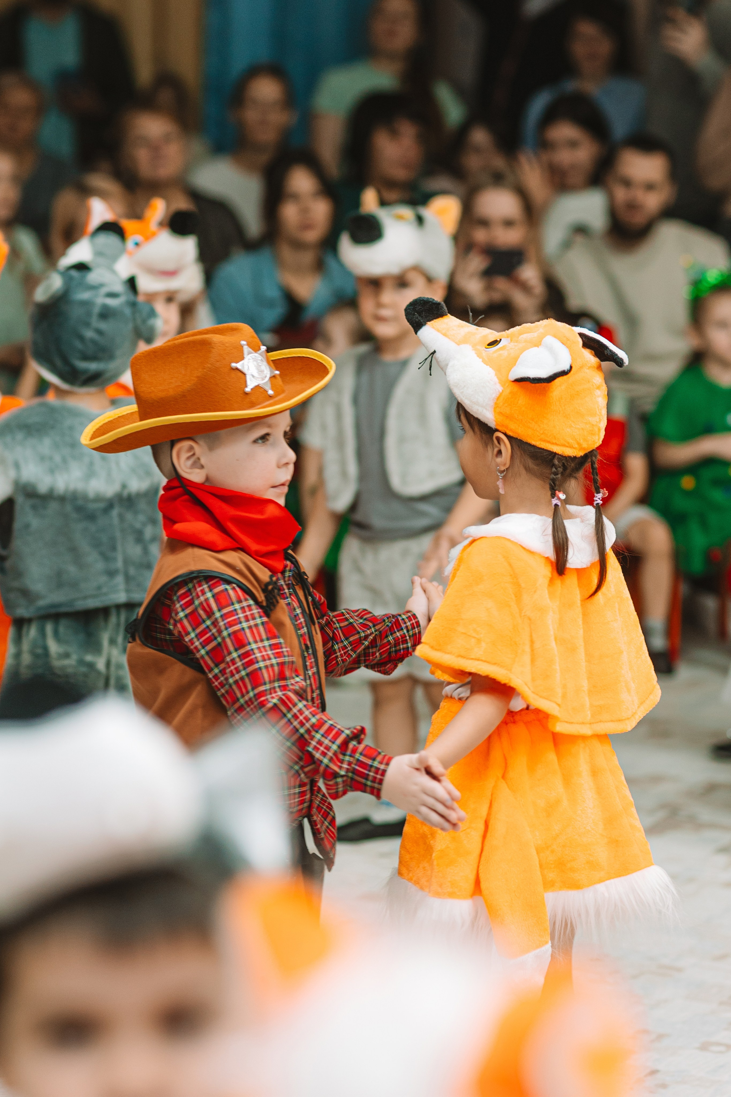 Утренник+портреты. Семейный фотограф Тюмень, фотограф на роды Салмина Мария