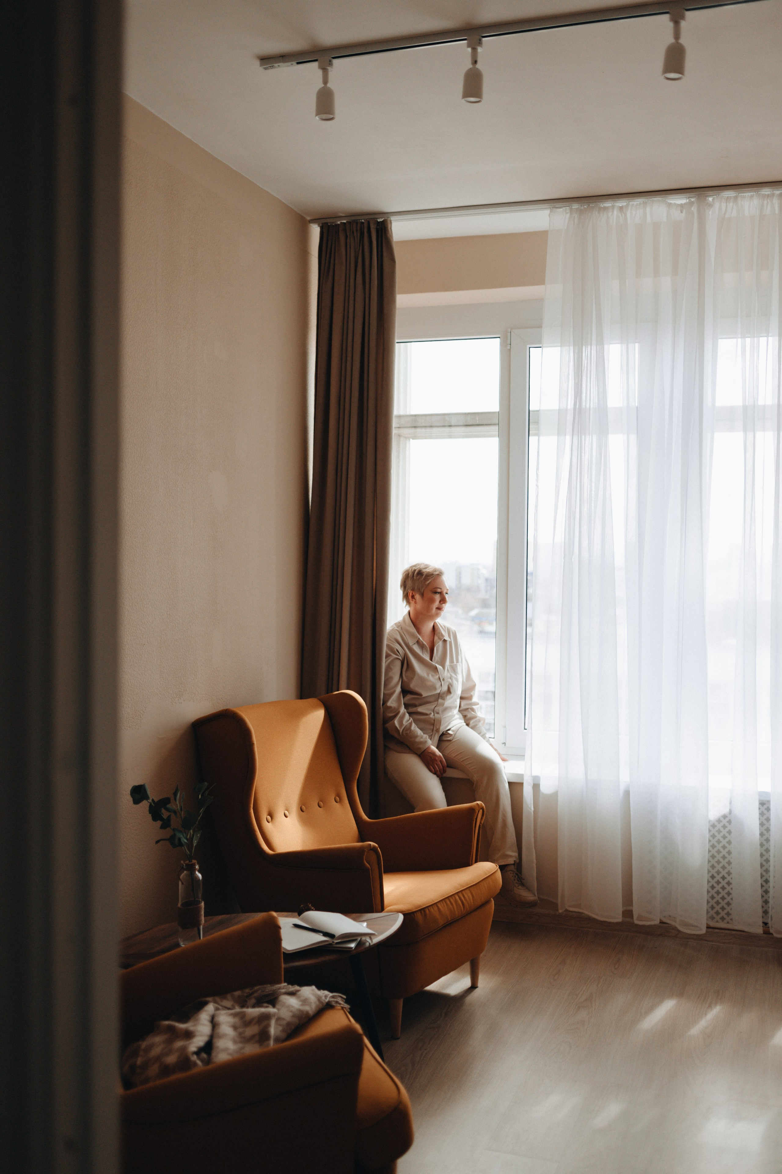 Фотосессия для психолога в коворкинге «Искусство гармонии». Фотограф Настя Галингер Краснодар