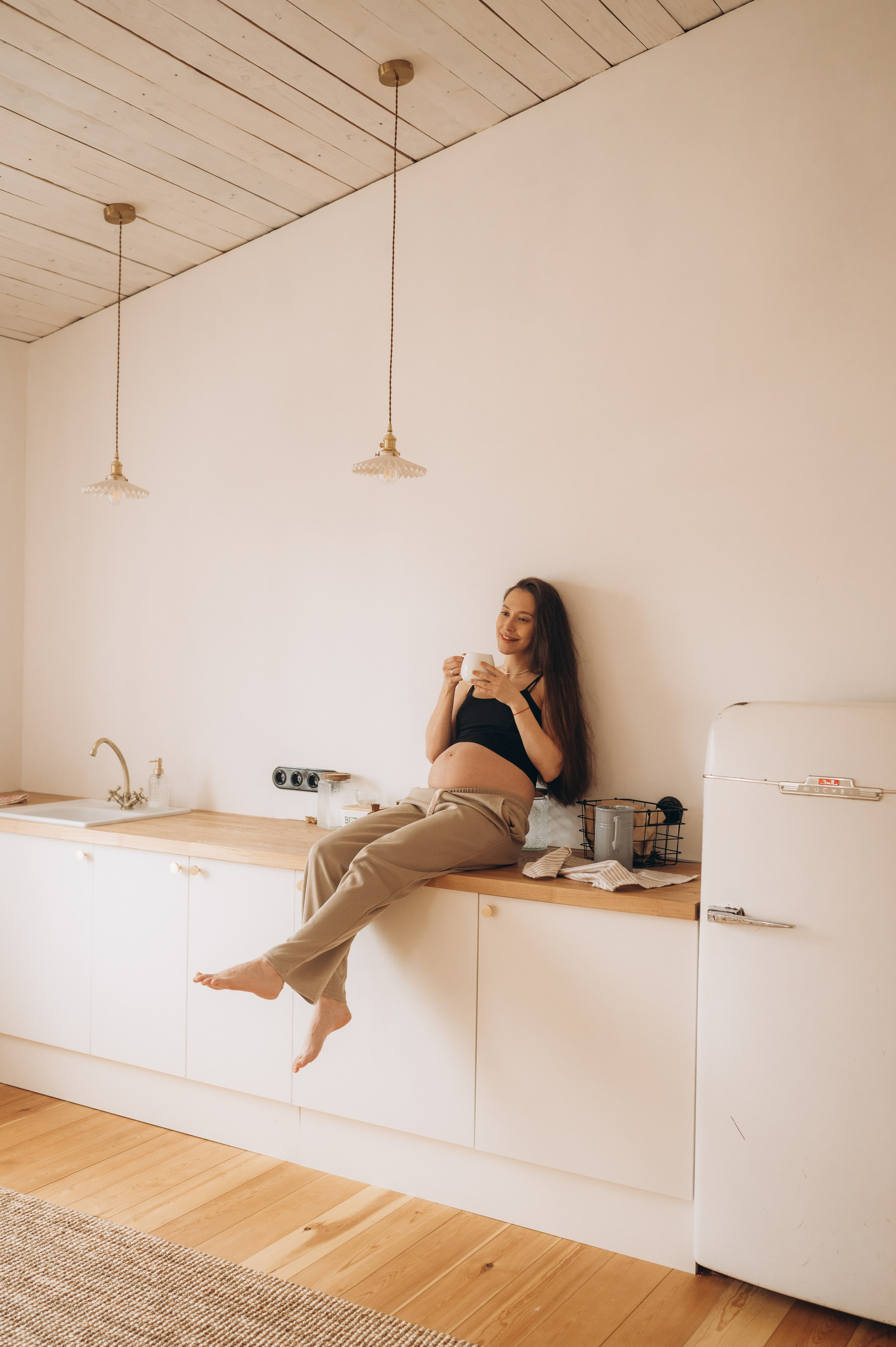 Беременность (студия Дача). Семейный фотограф Тюмень