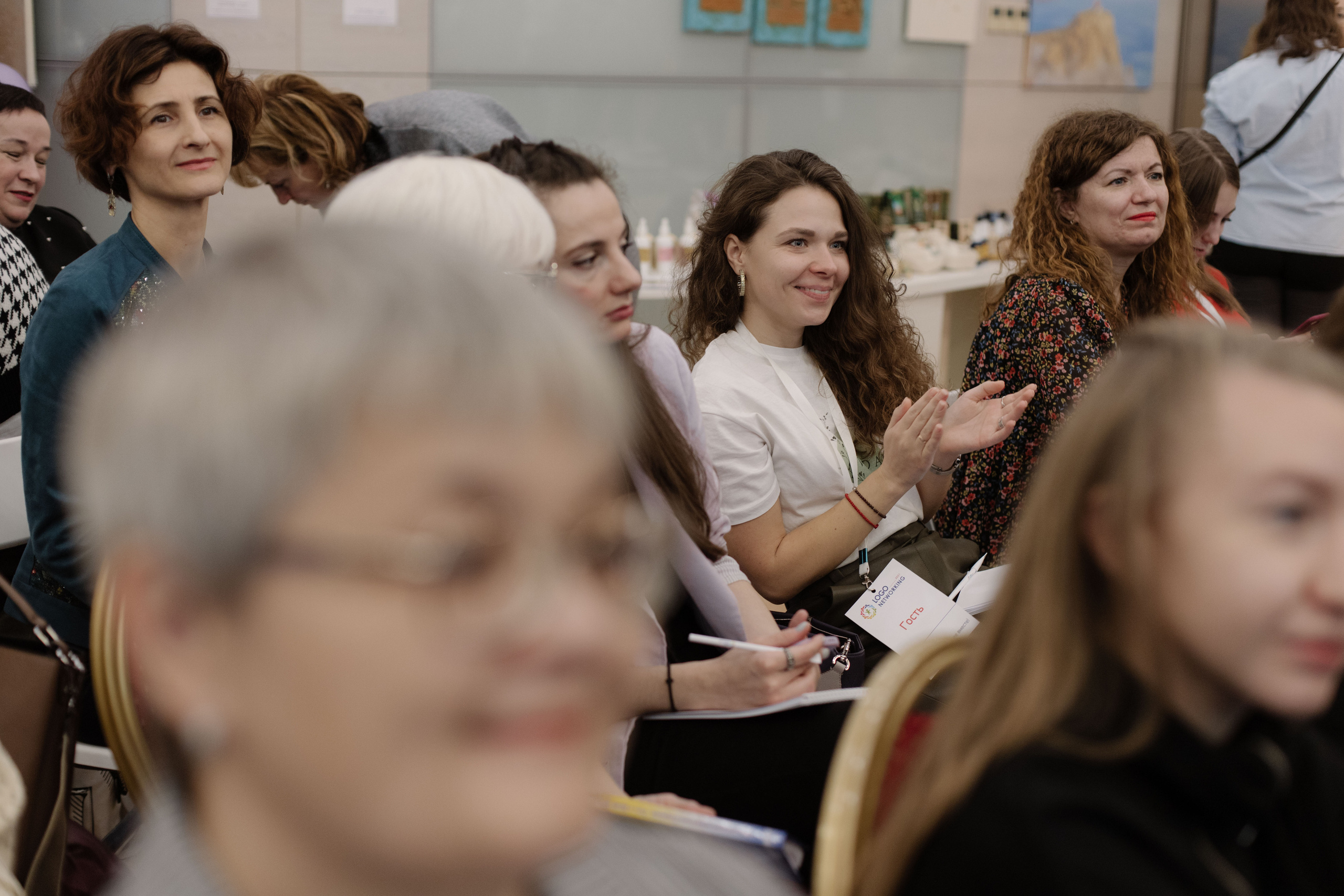 Логонетворкинг 2021. Портретный и свадебный фотограф в Москве Алина Гевал