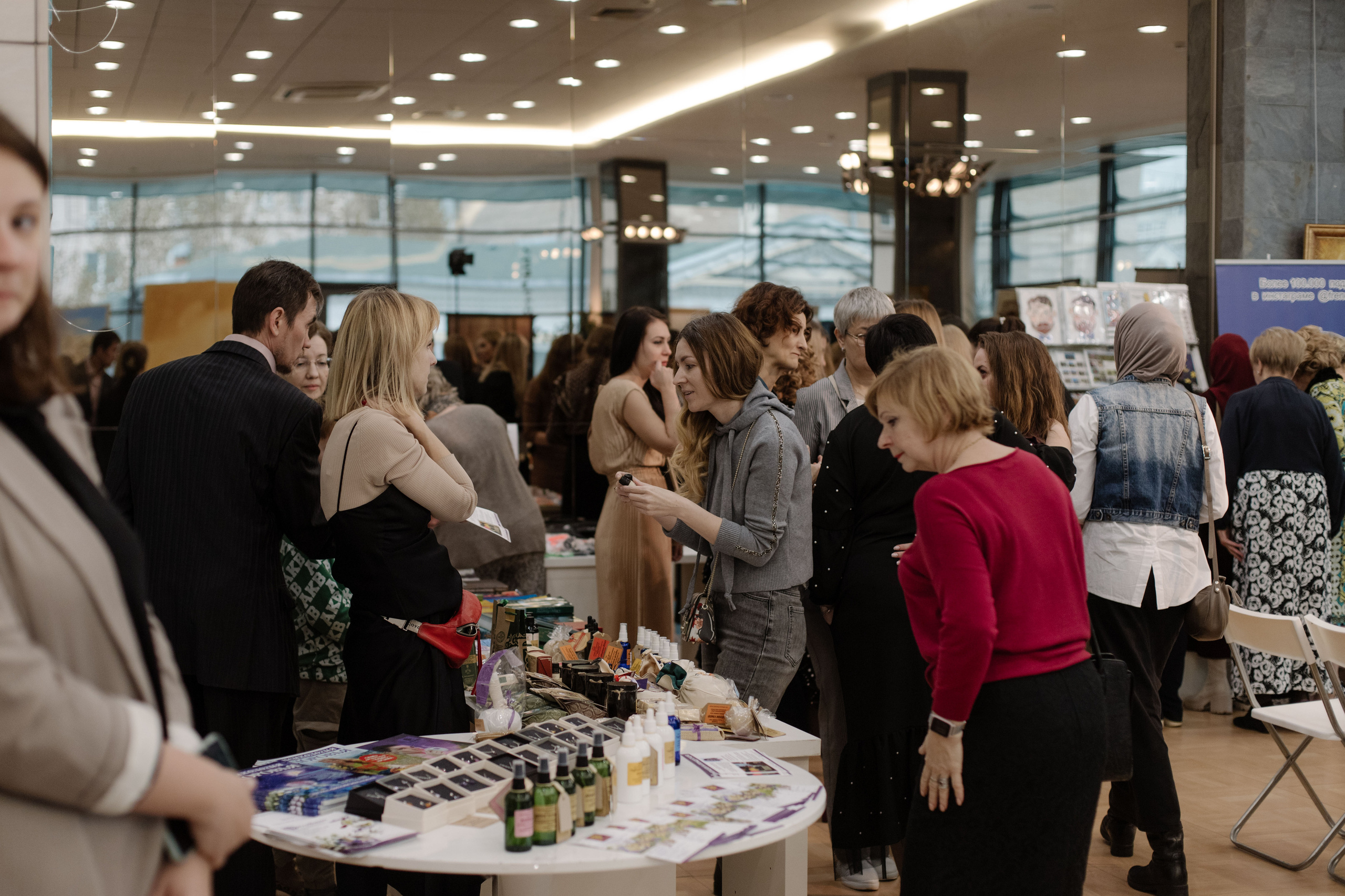 Логонетворкинг 2021. Портретный и свадебный фотограф в Москве Алина Гевал