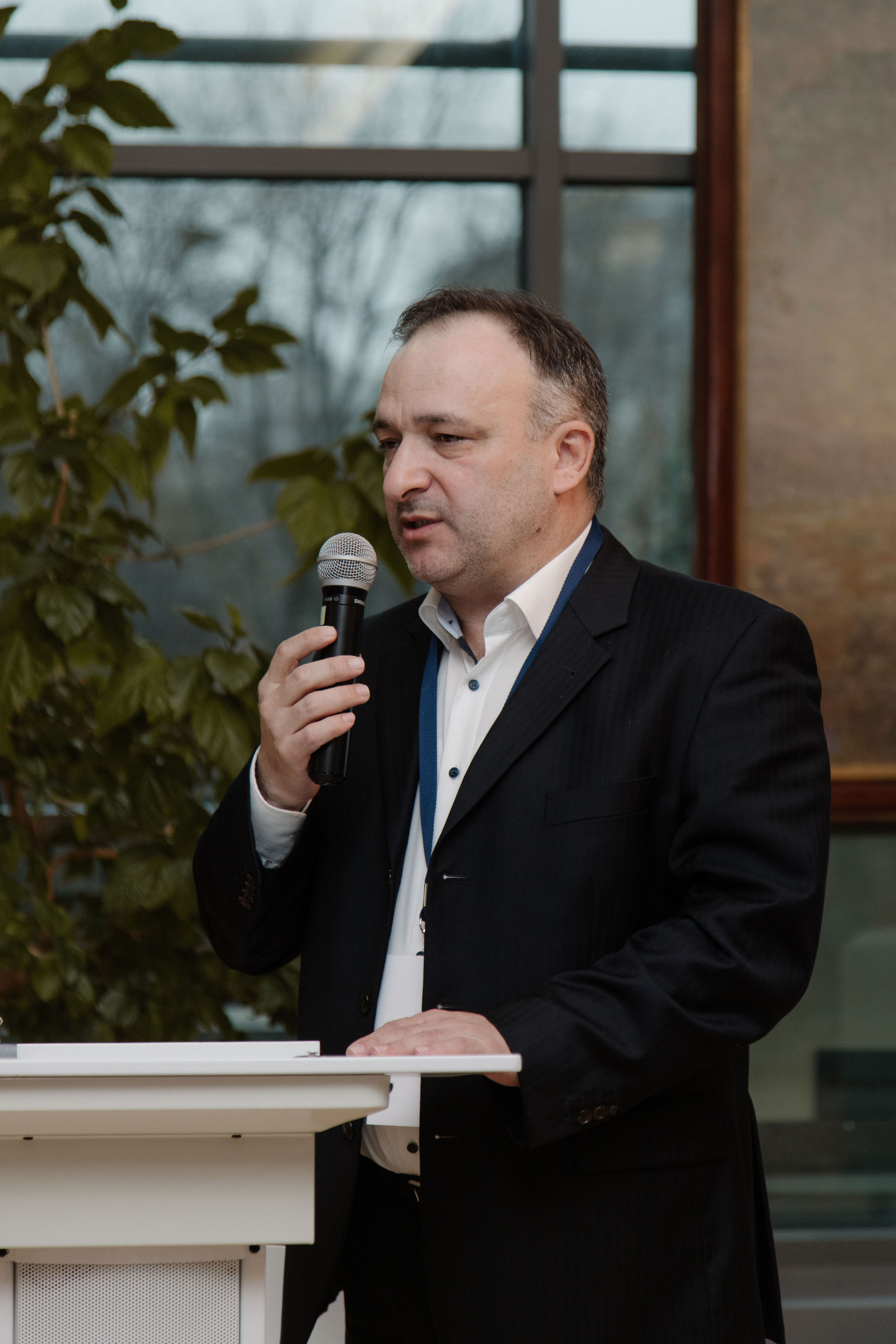 Логонетворкинг 2021. Портретный и свадебный фотограф в Москве Алина Гевал