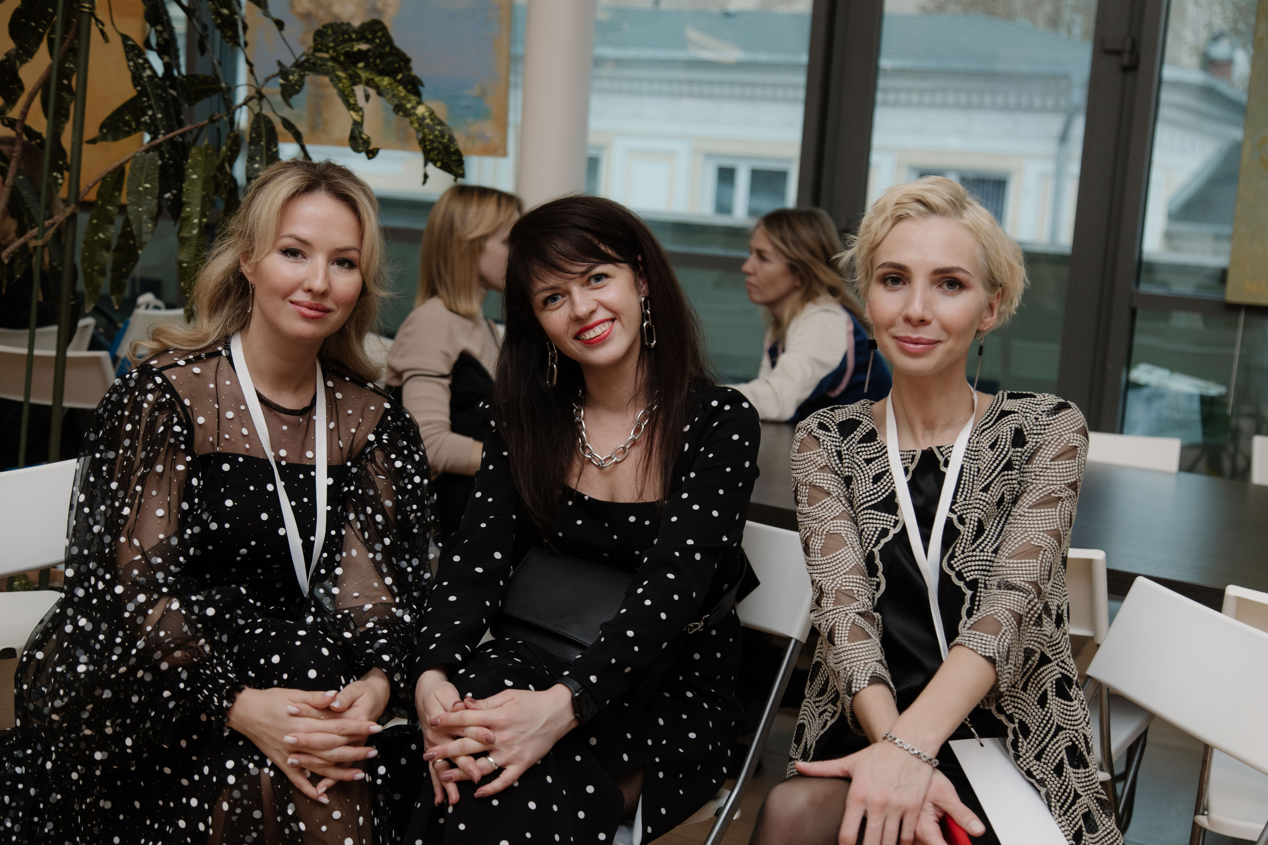 Логонетворкинг 2021. Портретный и свадебный фотограф в Москве Алина Гевал