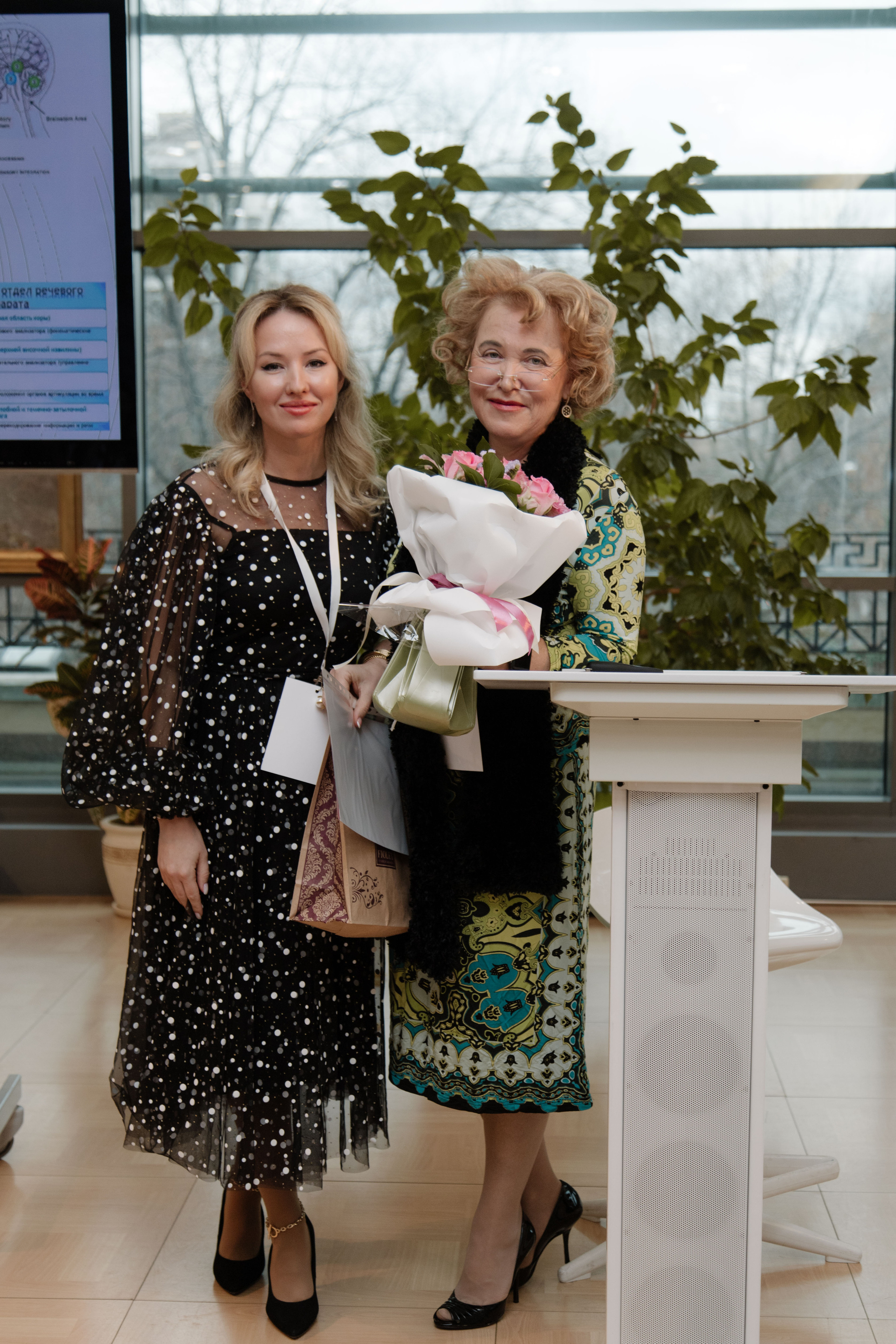 Логонетворкинг 2021. Портретный и свадебный фотограф в Москве Алина Гевал