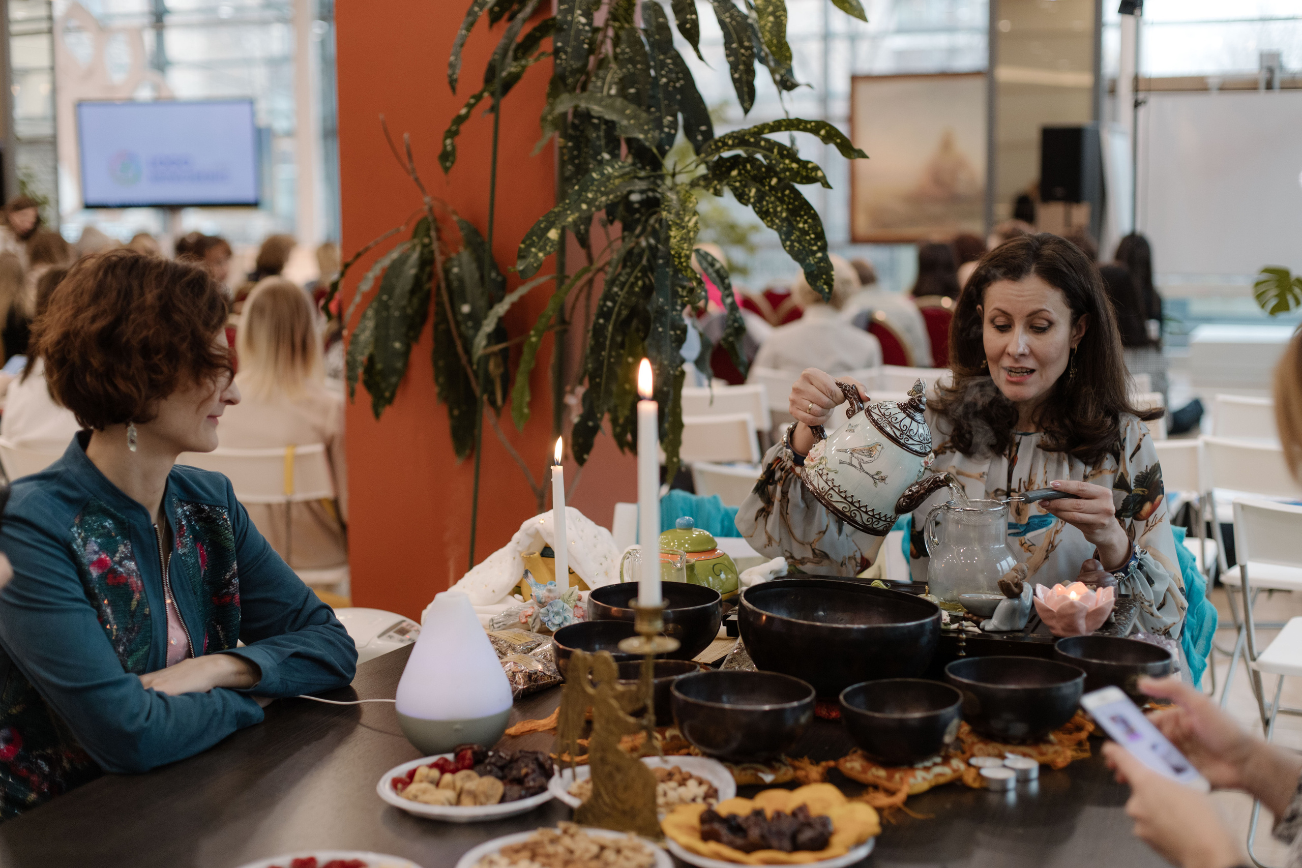 Логонетворкинг 2021. Портретный и свадебный фотограф в Москве Алина Гевал