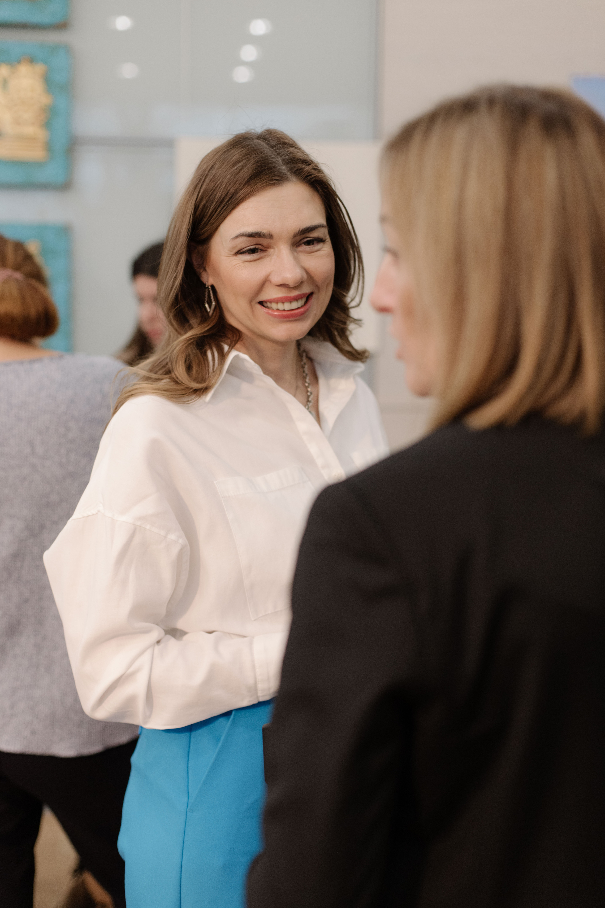 Логонетворкинг 2021. Портретный и свадебный фотограф в Москве Алина Гевал