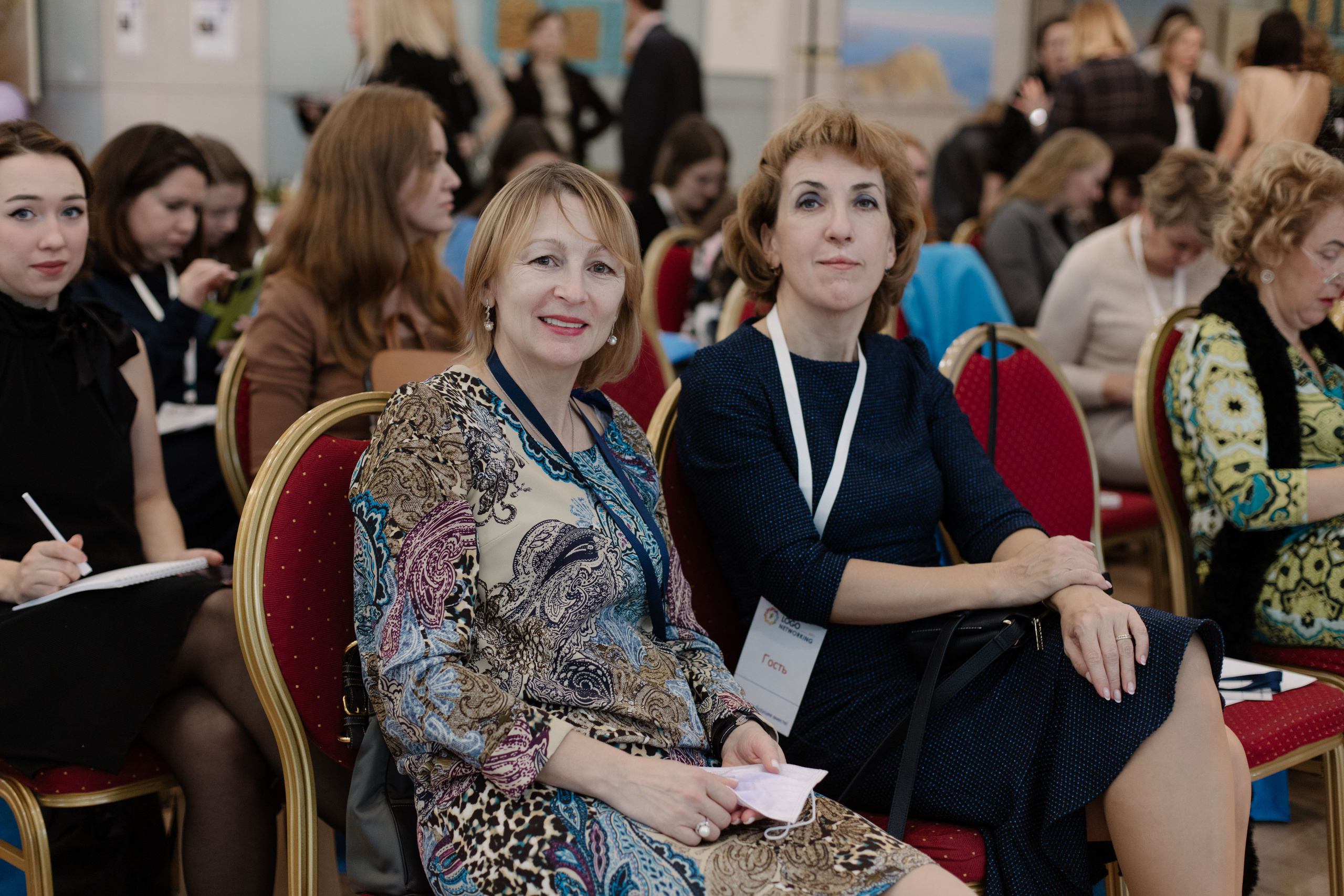 Логонетворкинг 2021. Портретный и свадебный фотограф в Москве Алина Гевал