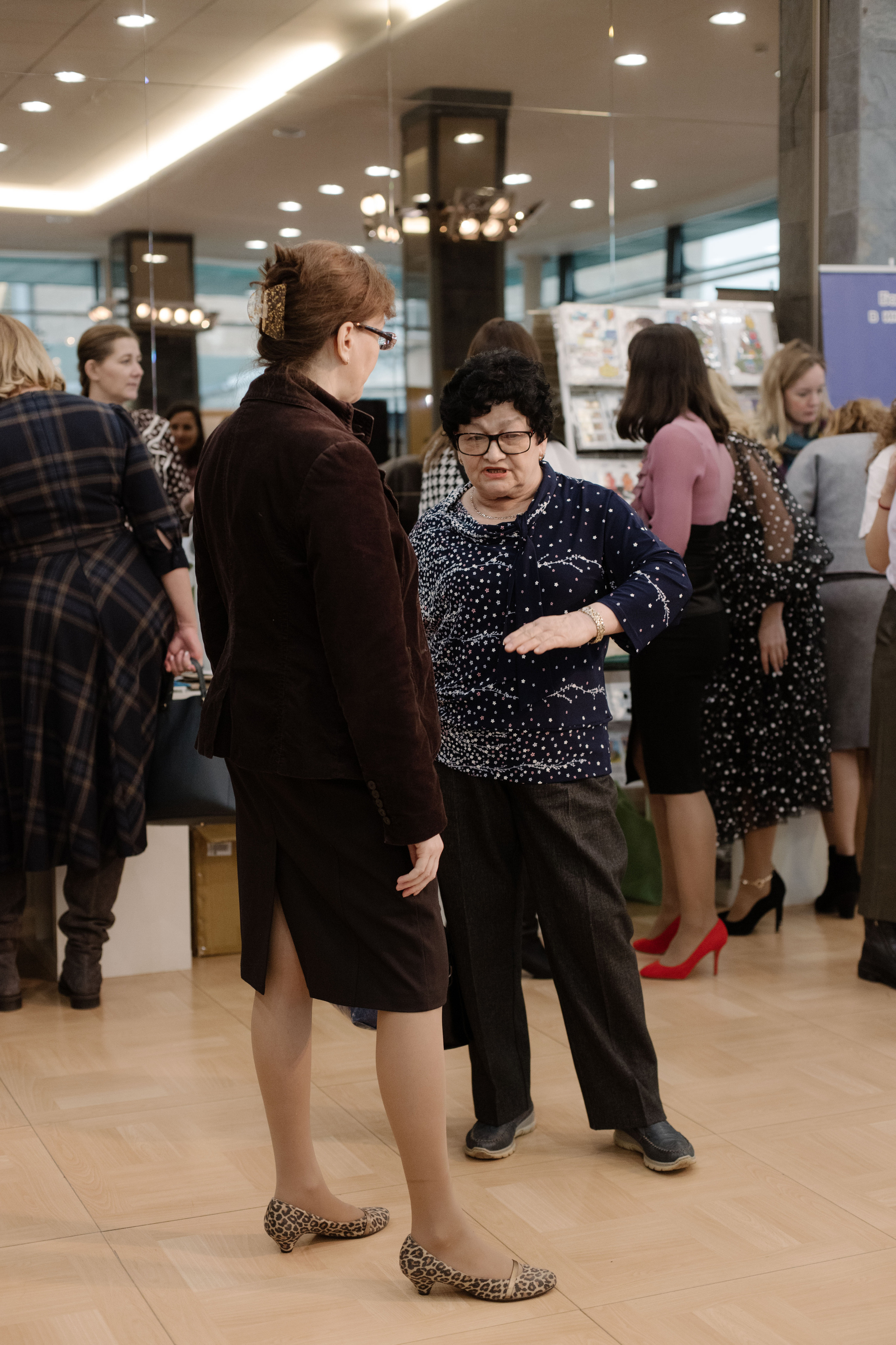 Логонетворкинг 2021. Портретный и свадебный фотограф в Москве Алина Гевал