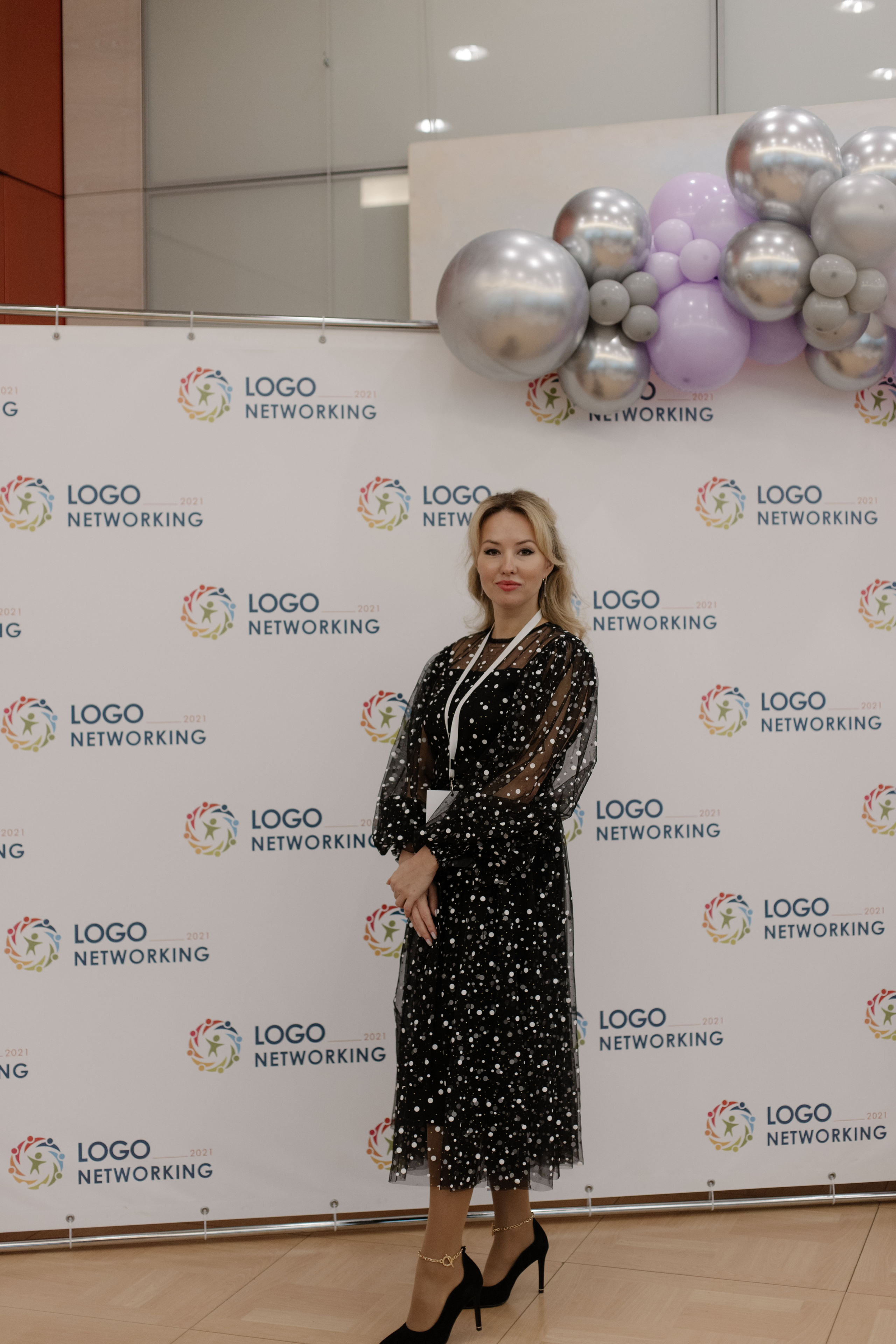 Логонетворкинг 2021. Портретный и свадебный фотограф в Москве Алина Гевал