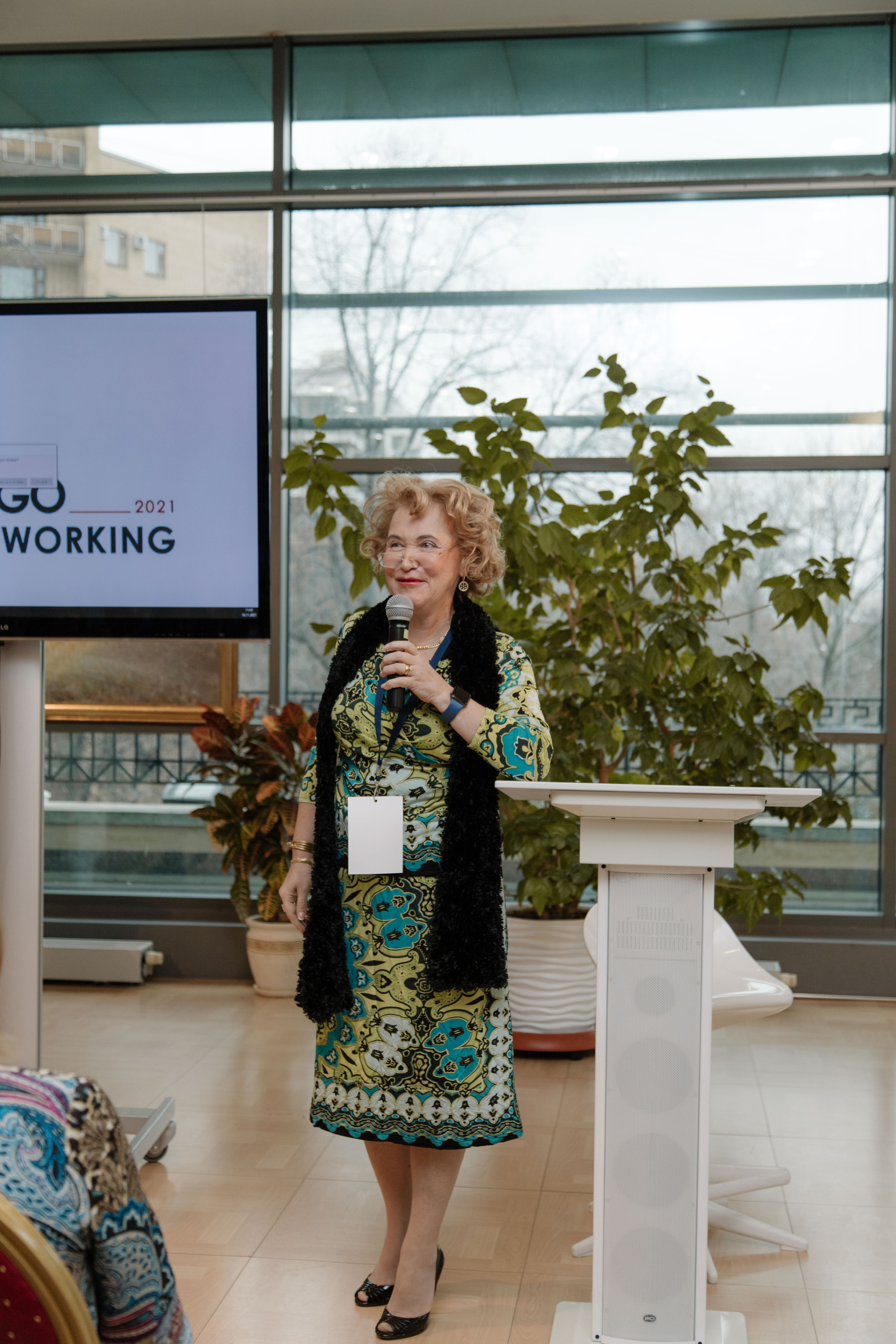 Логонетворкинг 2021. Портретный и свадебный фотограф в Москве Алина Гевал