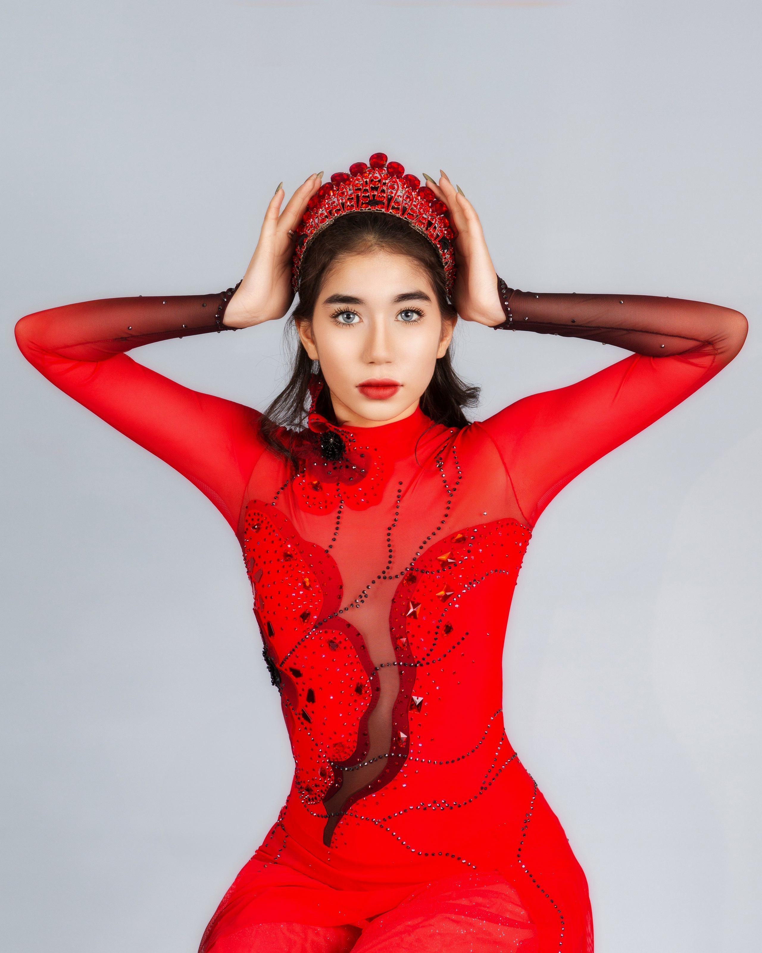 Съемка в костюмах. Выпускные альбомы и школьный фотограф в Подольске, Троицке, Щербинке, Москве и Московской области