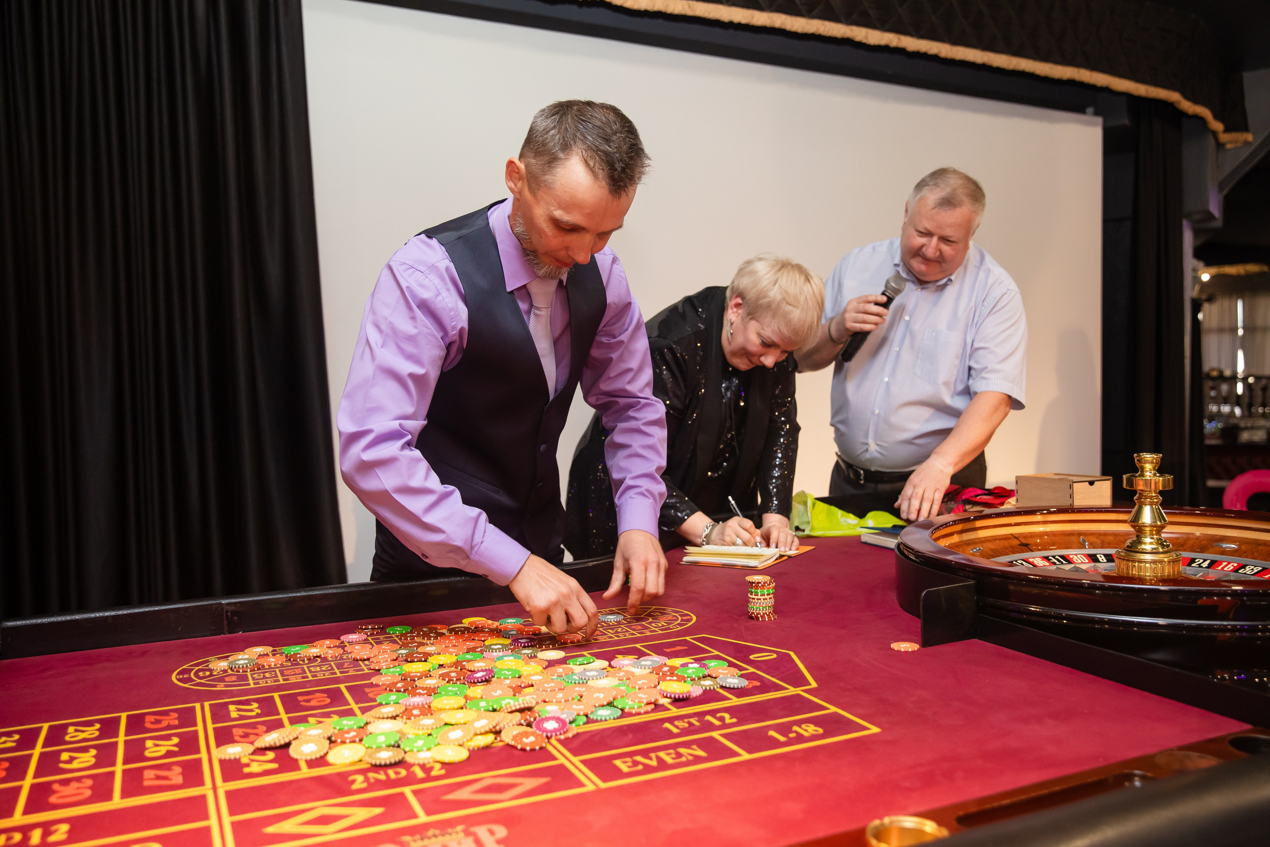 30 лет казино Эмир. Репортажный фотограф Минск ❘ Костецкий Илья ❘ Беларусь