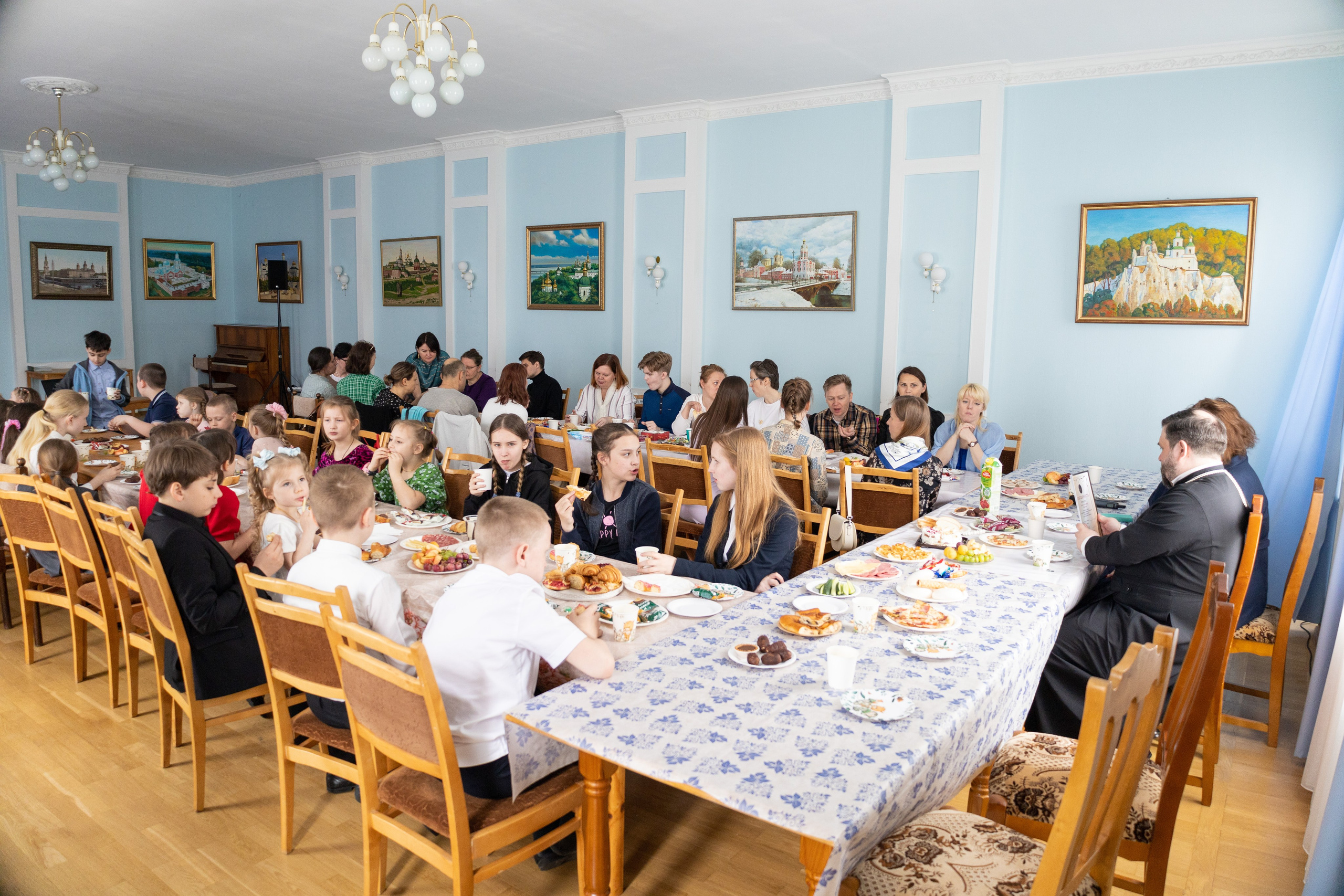 ВОСКРЕСНАЯ ШКОЛА НИКОЛО-БОГОЯВЛЕНСКОГО МОРСКОГО. НИКОЛО-БОГОЯВЛЕНСКИЙ МОРСКОЙ СОБОР