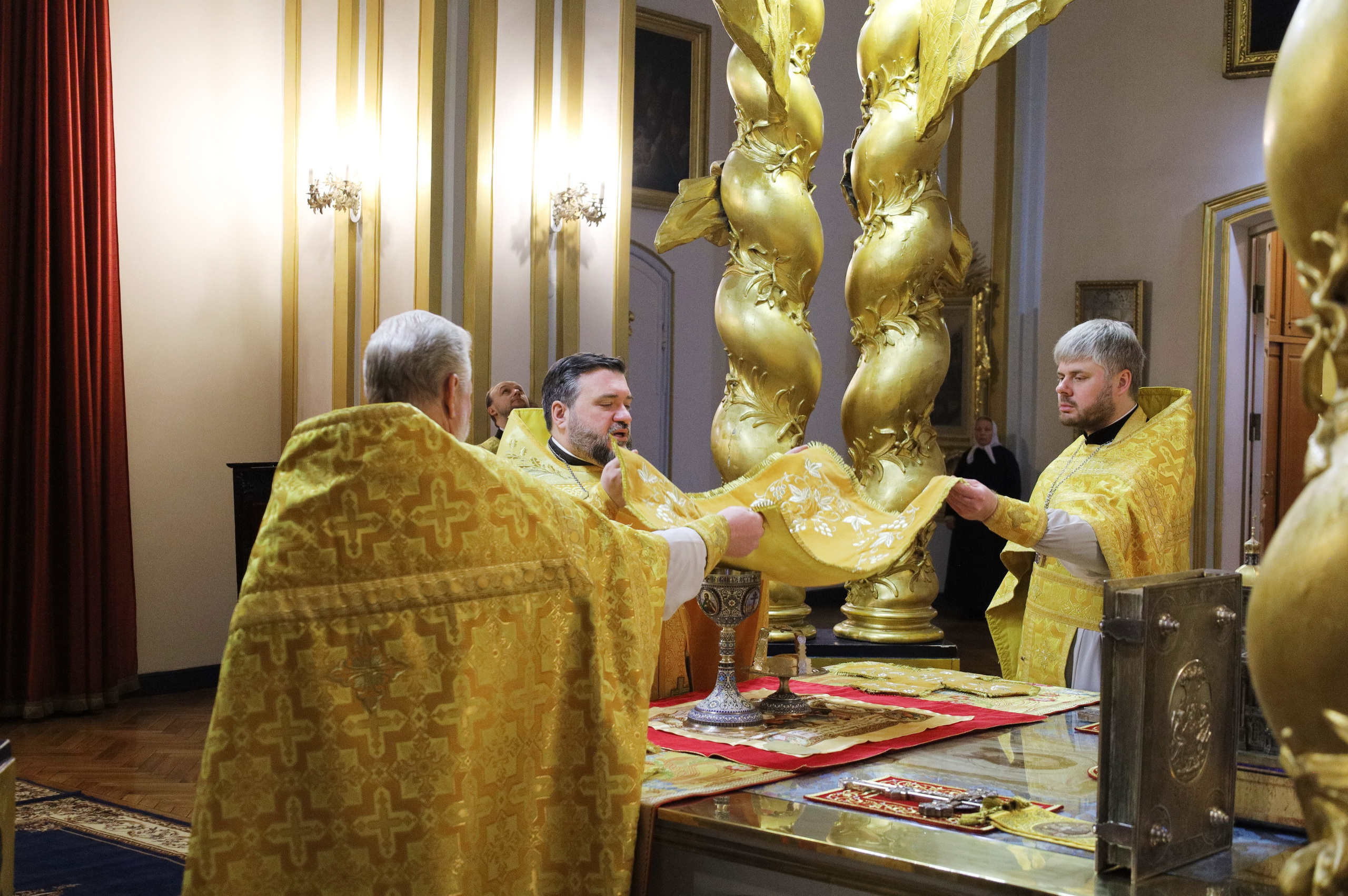 НЕДЕЛЯ 26-Я ПО ПЯТИДЕСЯТНИЦЕ. НИКОЛО-БОГОЯВЛЕНСКИЙ МОРСКОЙ СОБОР