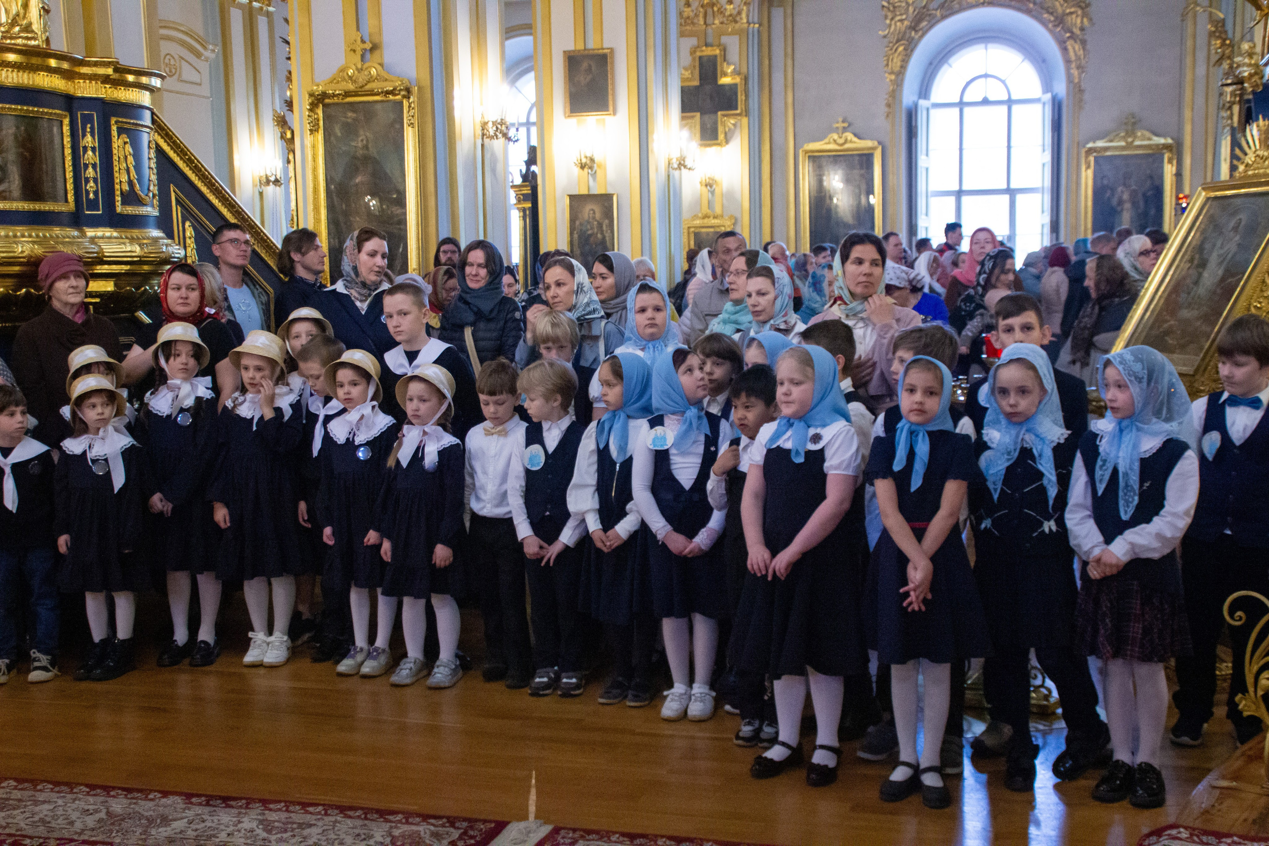 ПЕРЕНЕСЕНИЕ МОЩЕЙ СВЯТИТЕЛЯ НИКОЛАЯ ЧУДОТВОРЦА ИЗ МИР ЛИКИЙСКИХ В БАР. НИКОЛО-БОГОЯВЛЕНСКИЙ МОРСКОЙ СОБОР