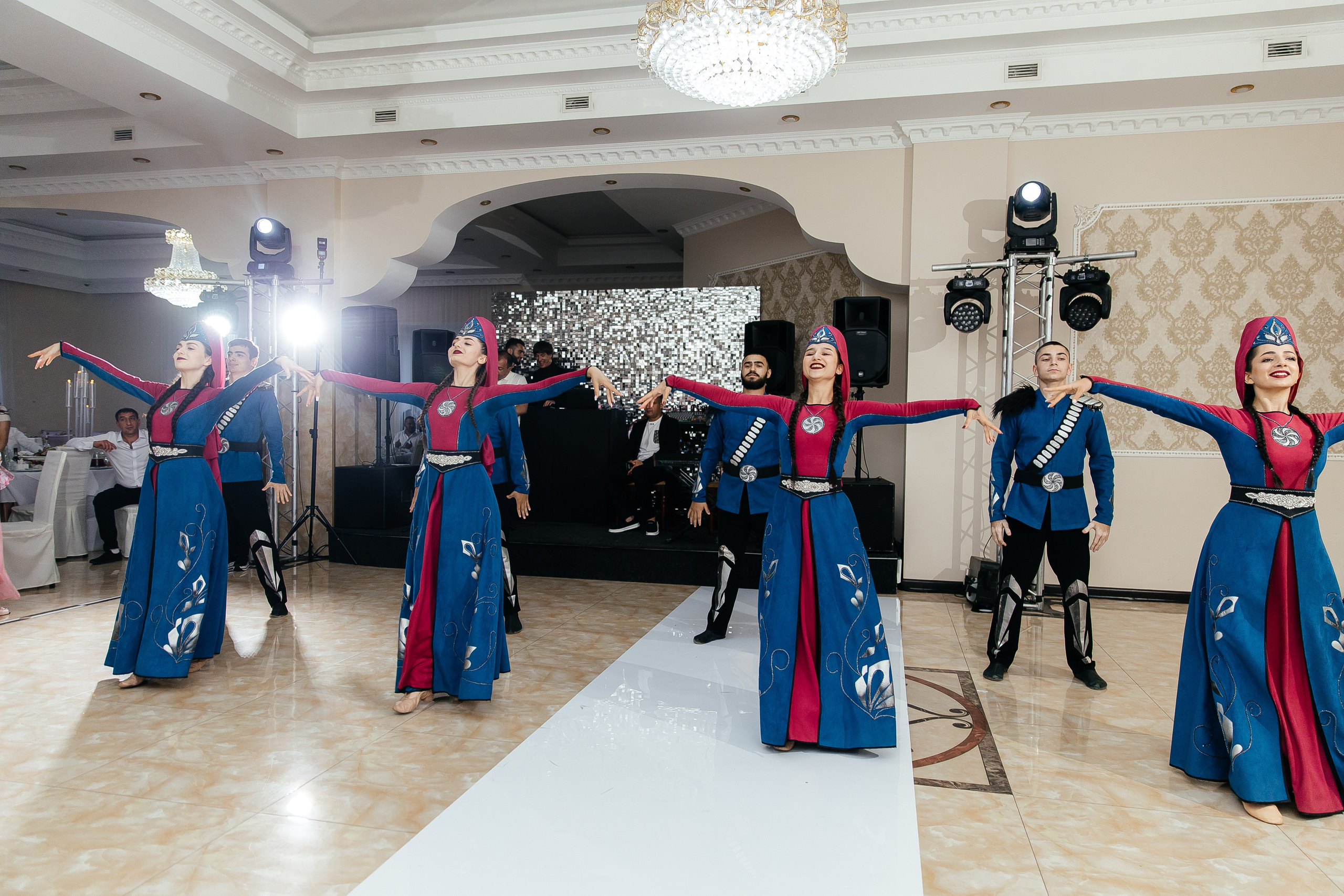 Сетрак и Марианна. Фотограф в Красноярске Надежда Воскресенская