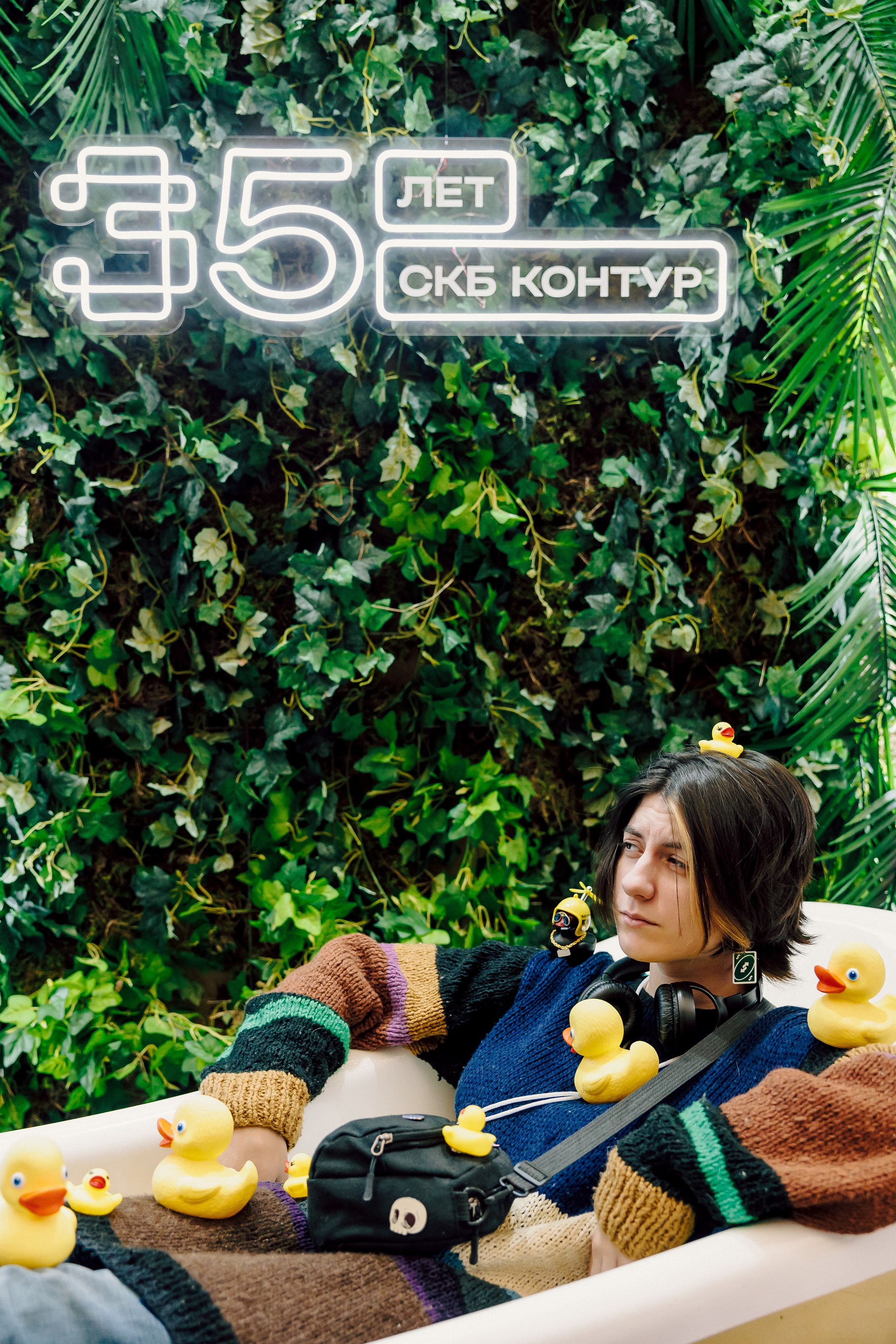 СКБ Контур — Форум будущего — Стенд. Лёшка Варзегов — фотограф