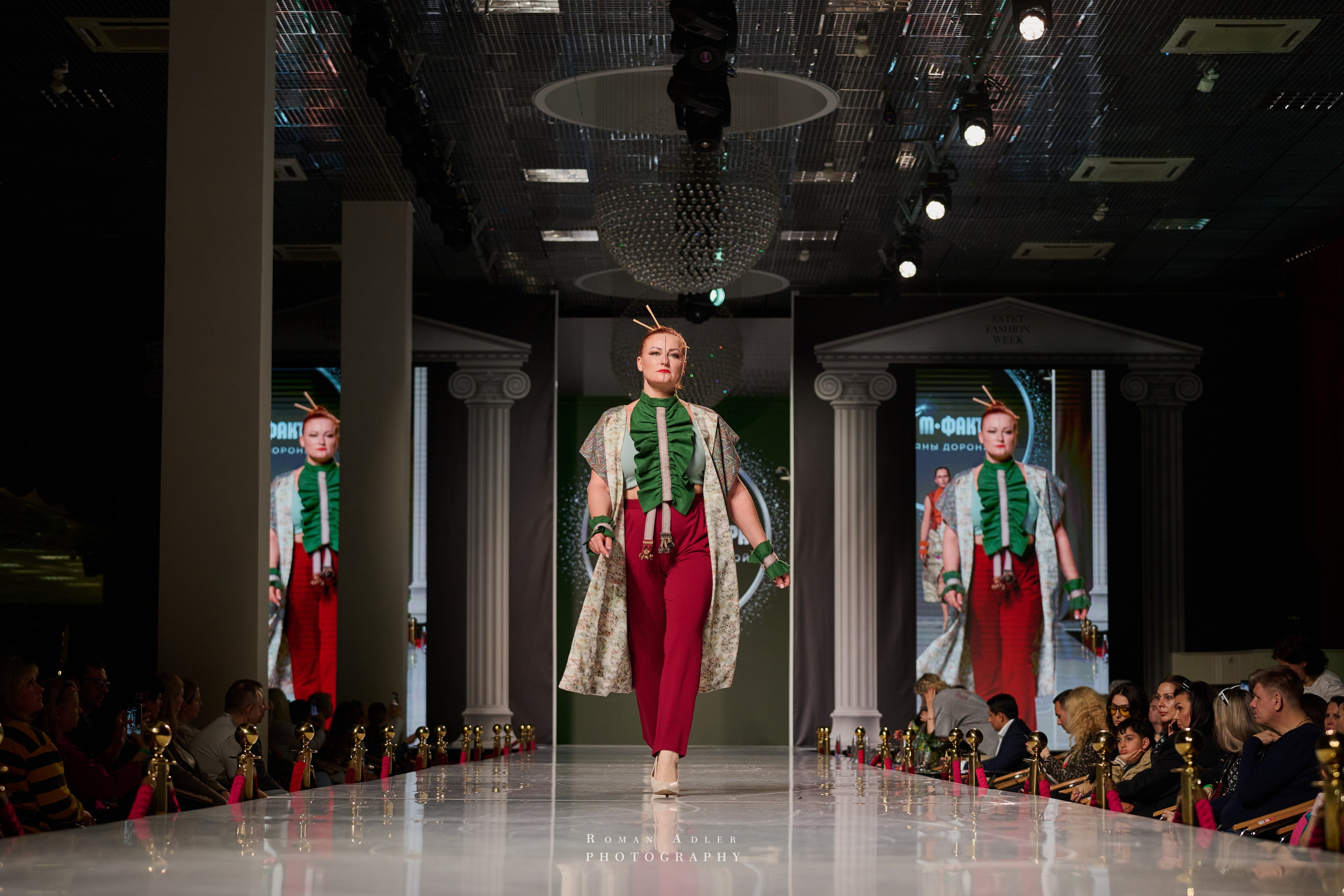 ESTET FASHION WEEK ВЕСНА — 2025. Фотограф Роман Адлер