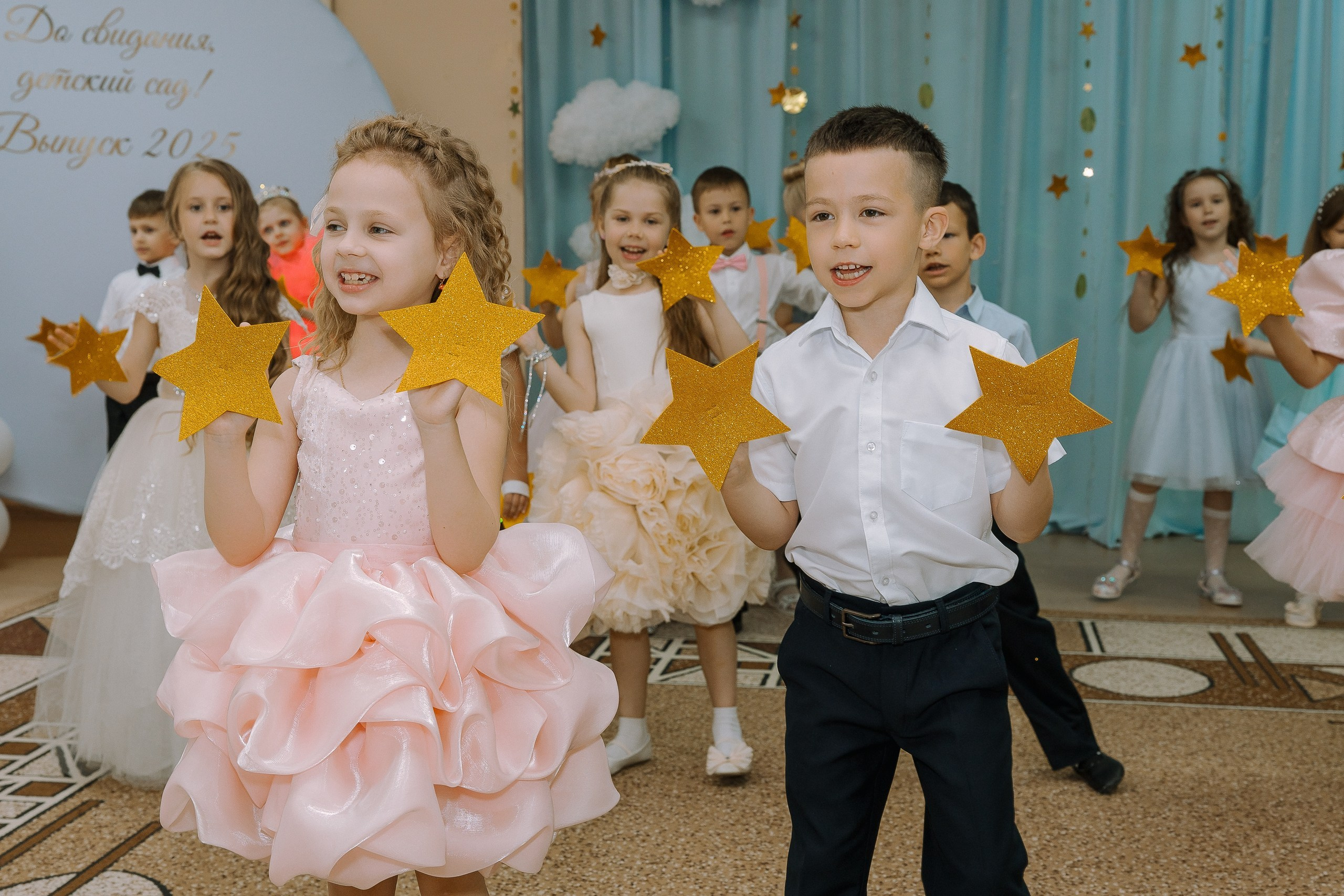 Выпускной в ДС -29. Выпускные альбомы Натальи Бутко: Новороссийск, Анапа, Геленджик