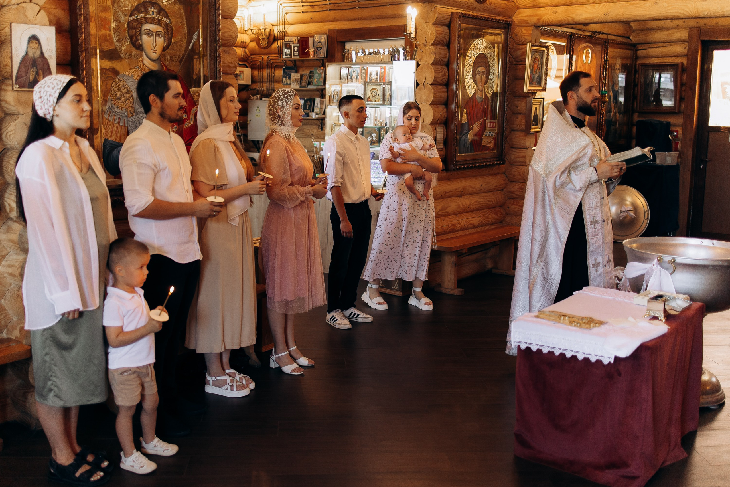 Таинство Крещения Михаила. Семейный фотограф в Краснодаре Храмова Анна
