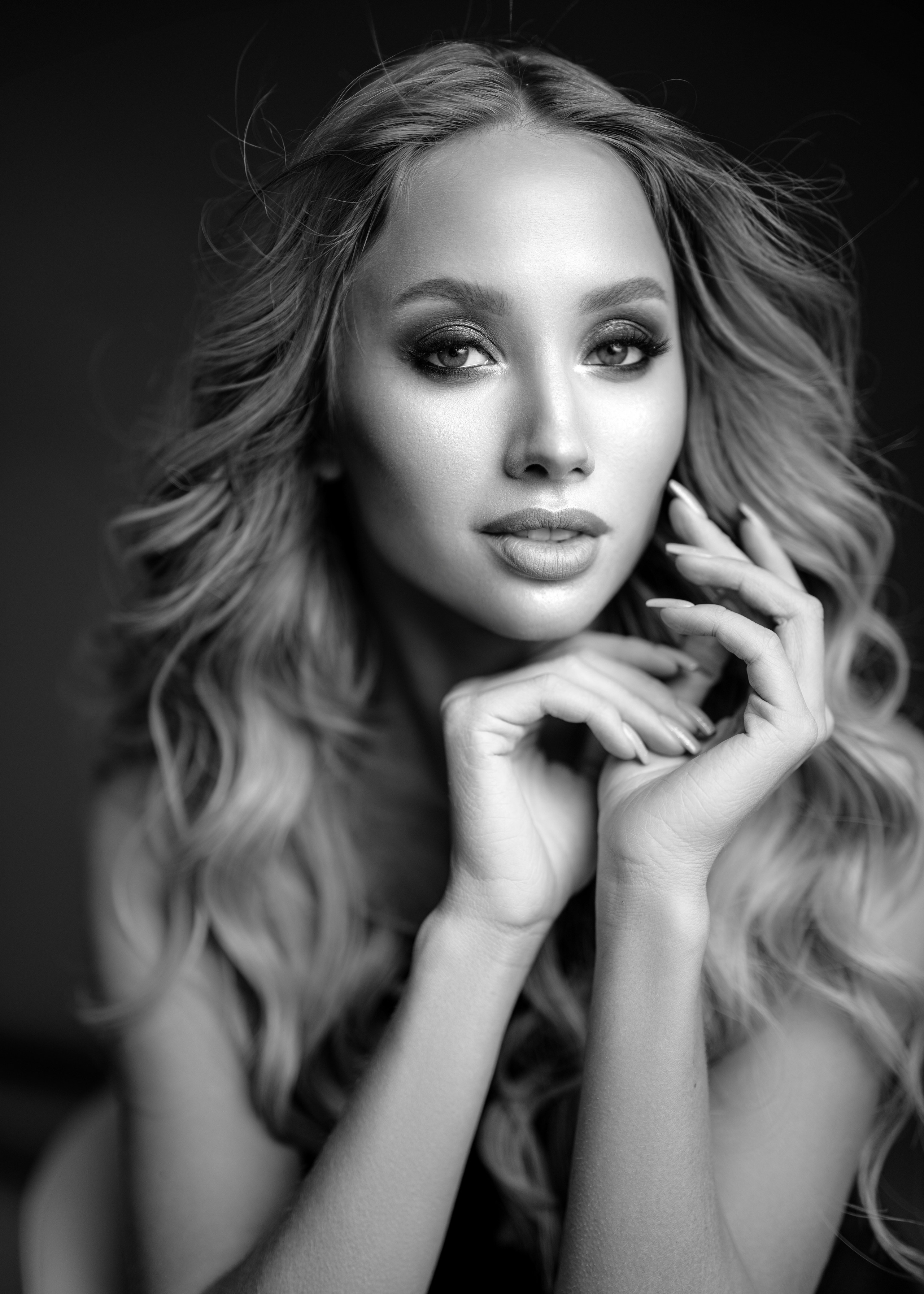 Портрет (Classic). Оксана Волик фотограф в Архангельске. Аренда фотостудии White Studio