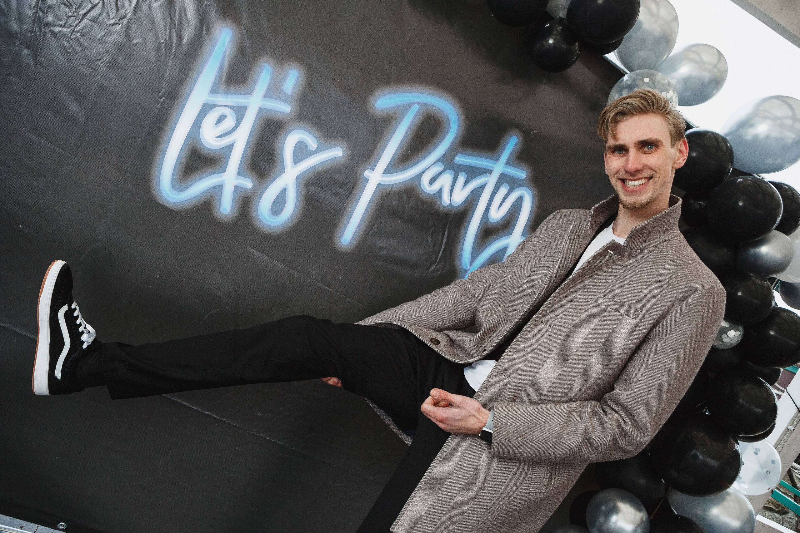 Фотографии Дня Рождения Антона в Коттедже Лакедемоновке, Таганрог. Свадебный и семейный фотограф в Таганроге Бакарюк Антон