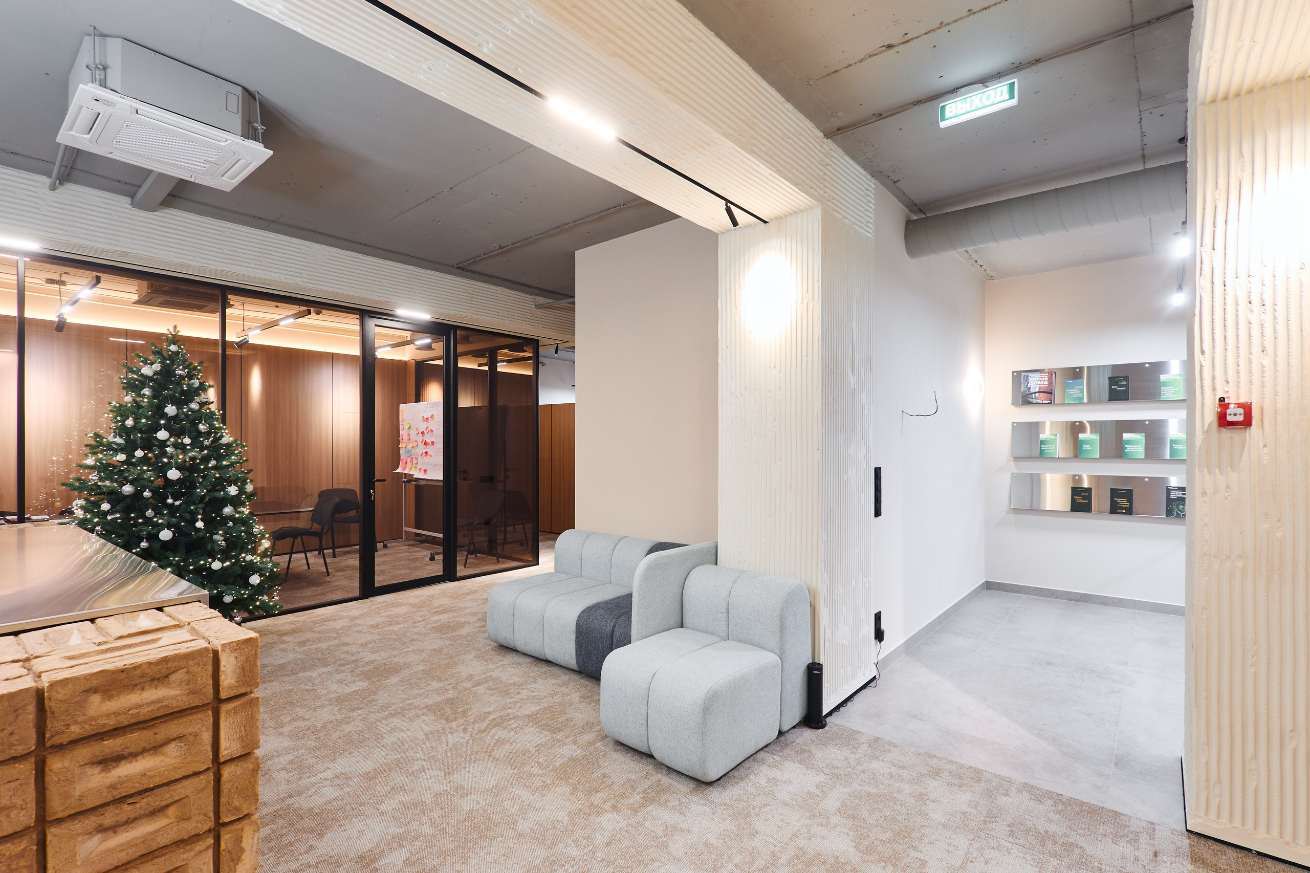 Офис ТОЛК. Бизнес портрет Аэросъемка Интерьерная съемка Тюмень