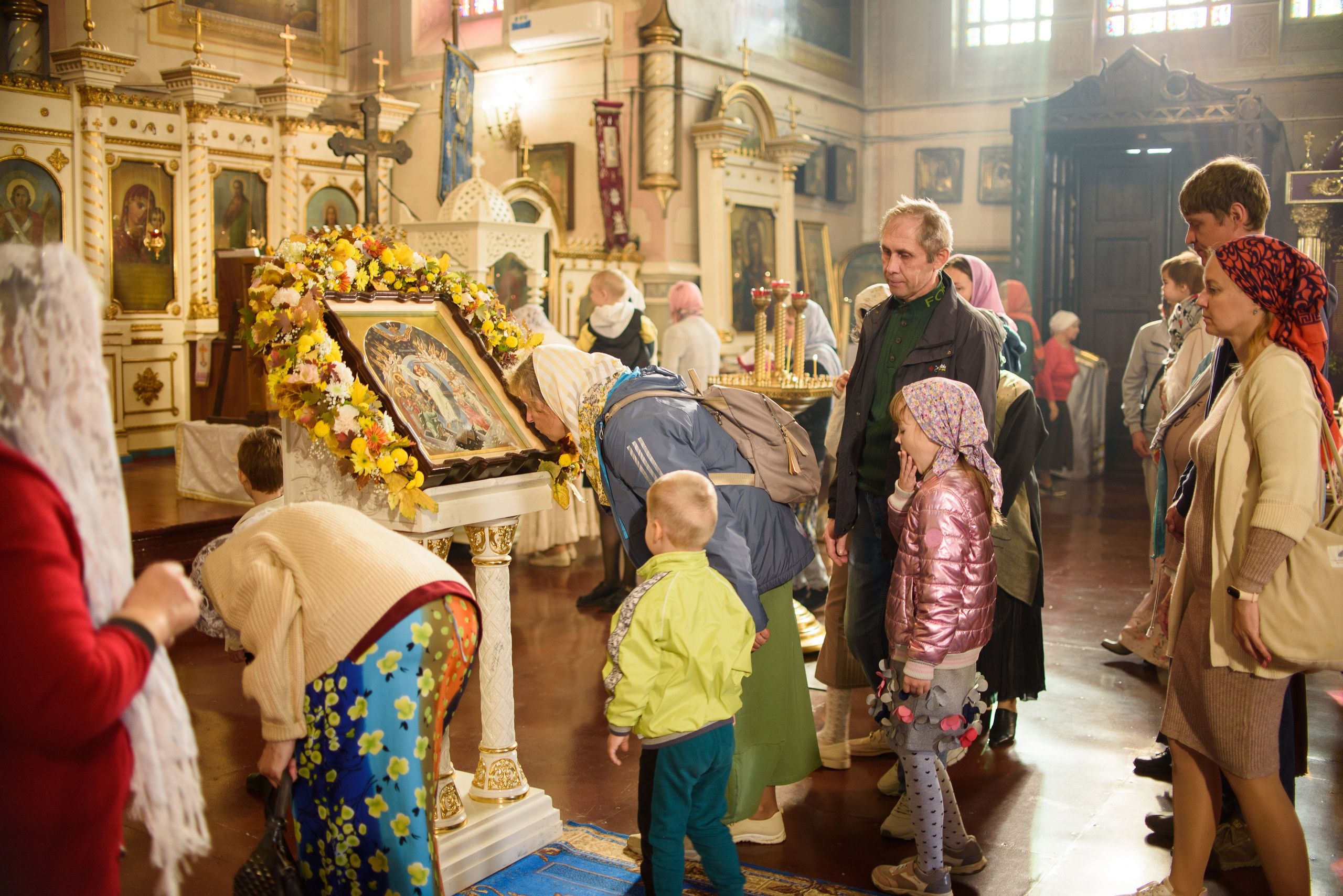 Воскресная литургия 29.10.2023. Семейный и свадебный фотограф в Феодосии и Коктебеле