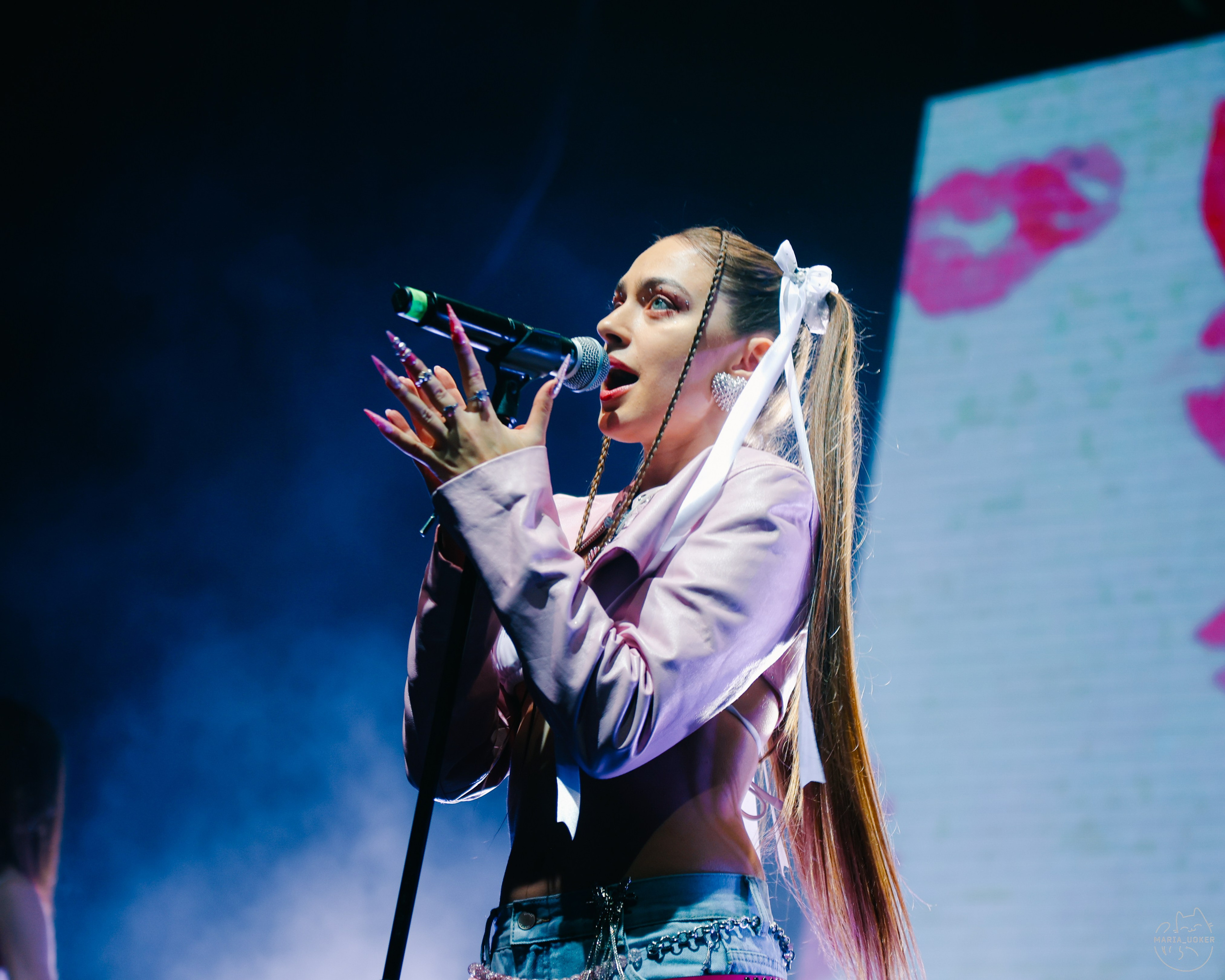 MAYBEBABY В КЛУБЕ BASE 22.11.24. Концертный и репортажный фотограф в Москве и Санкт-Петербурге Мария