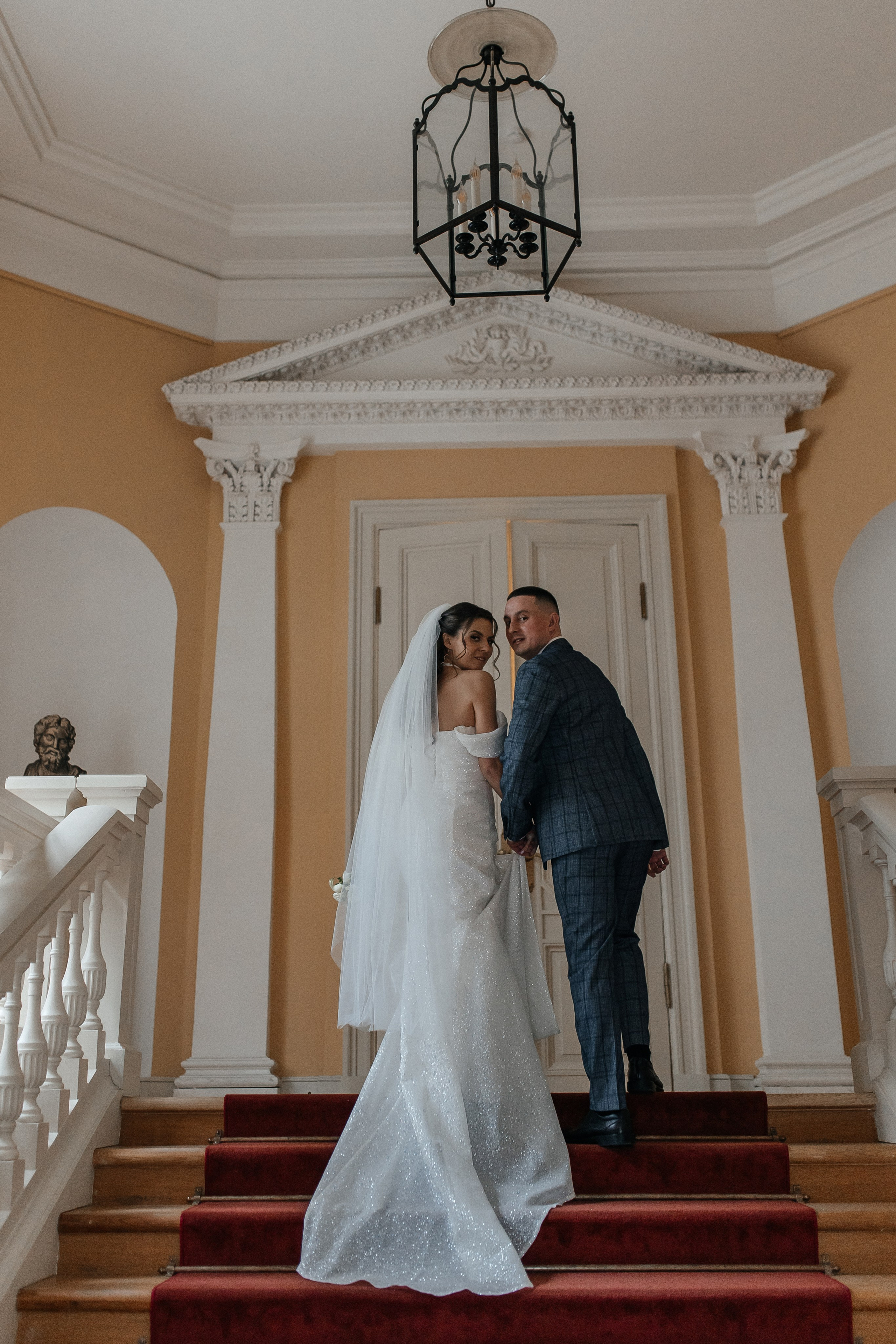 Свадебная фотосессия в усадьбе Муравьёвых-Апостолов