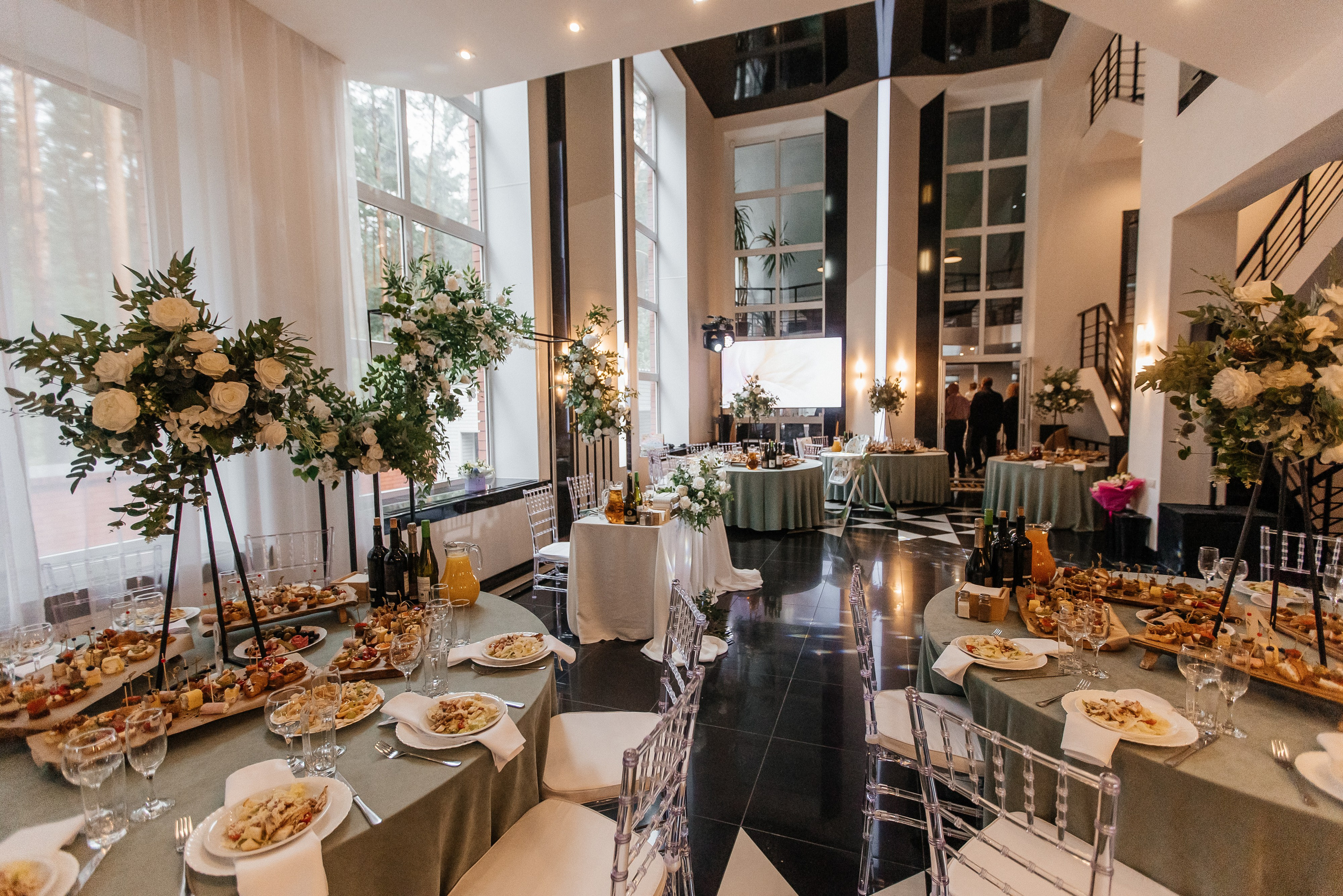 Антон и Лиза 2024. Свадебный и портретный фотограф Алина Иванова. Екатеринбург-Москва