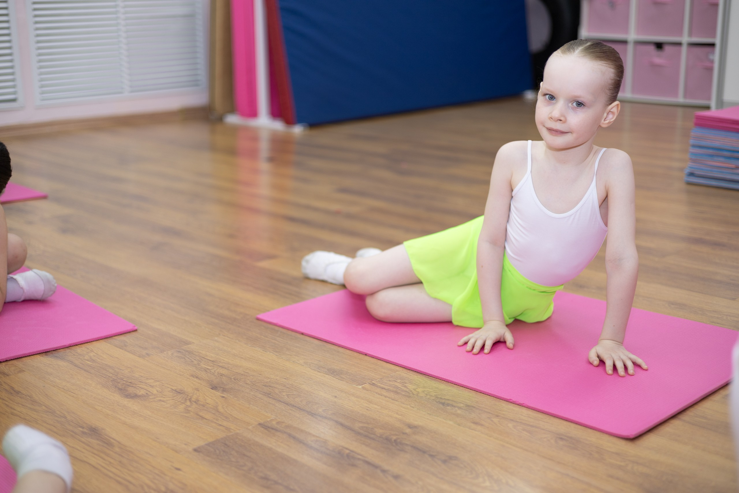 BABYDANCE. Mintonov's Film Studio