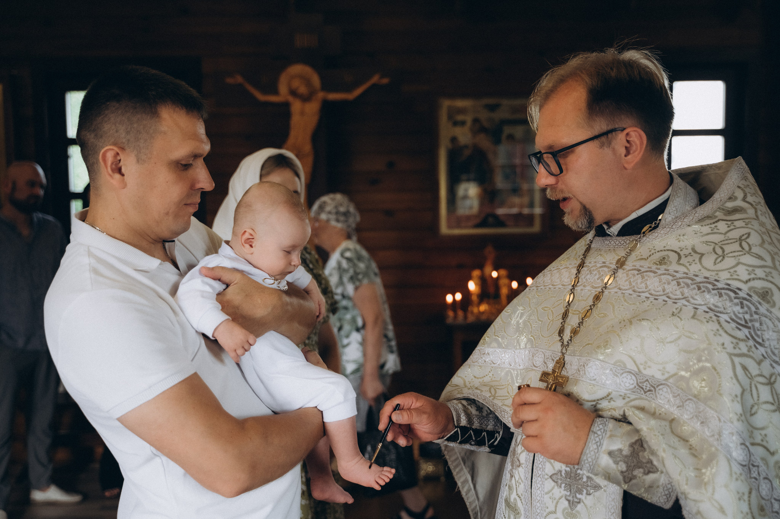 Крещение Марка (ХРАМ СВЯТИТЕЛЯ НИКОЛАЯ ЯПОНСКОГО). Семейный фотограф в Минске Дарья Дреко