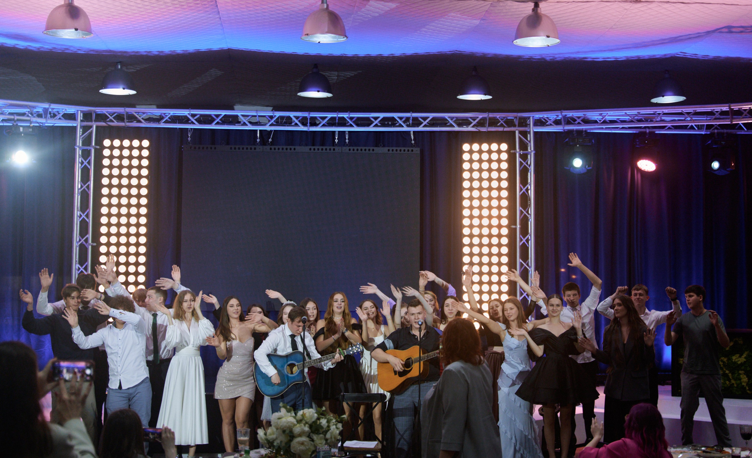 Выпускной 17 Школа 2024. Свадебный фотограф во Владивостоке Гарагуля Игорь