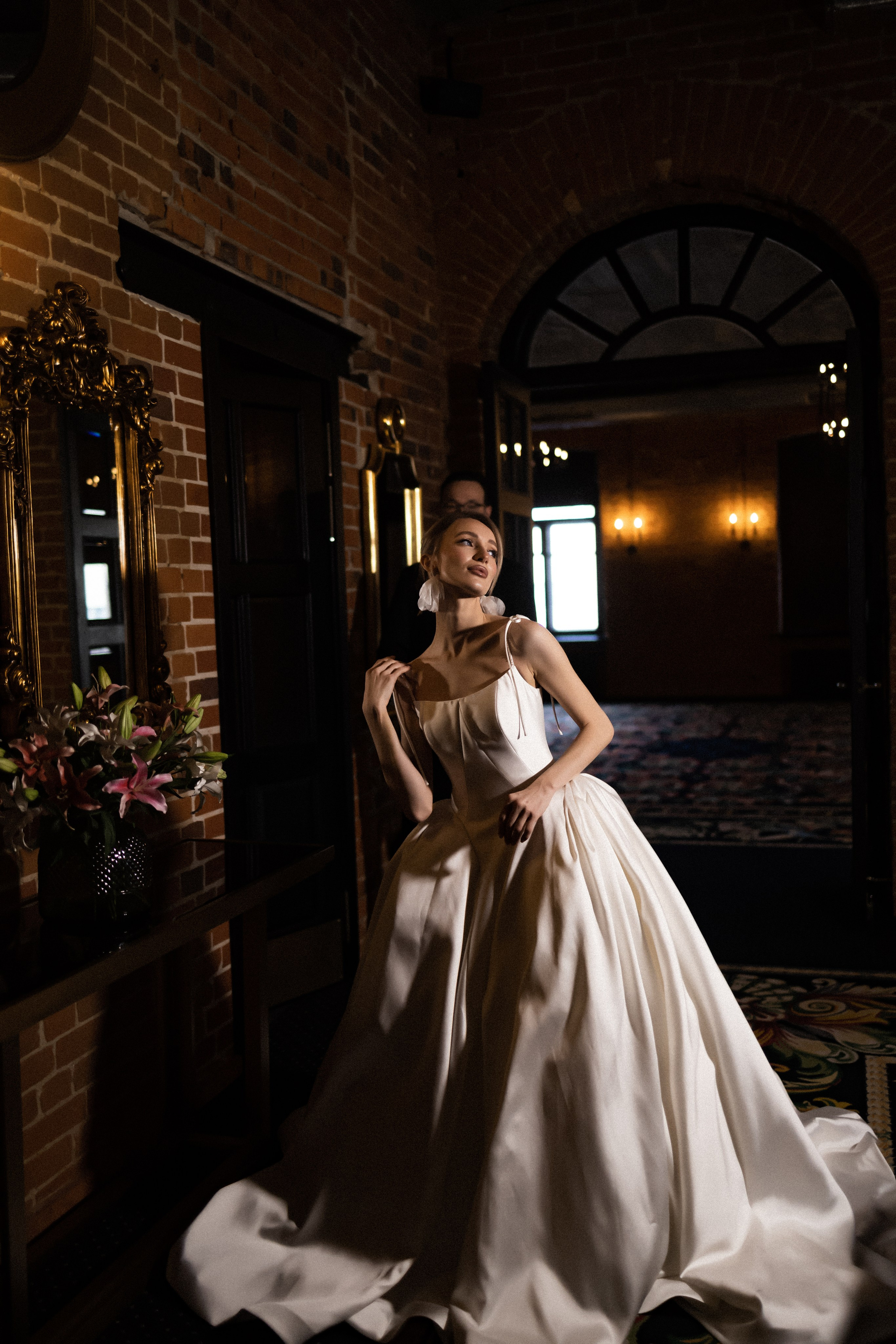 Свадебная в ресторане. Фотограф Арина Шмакова