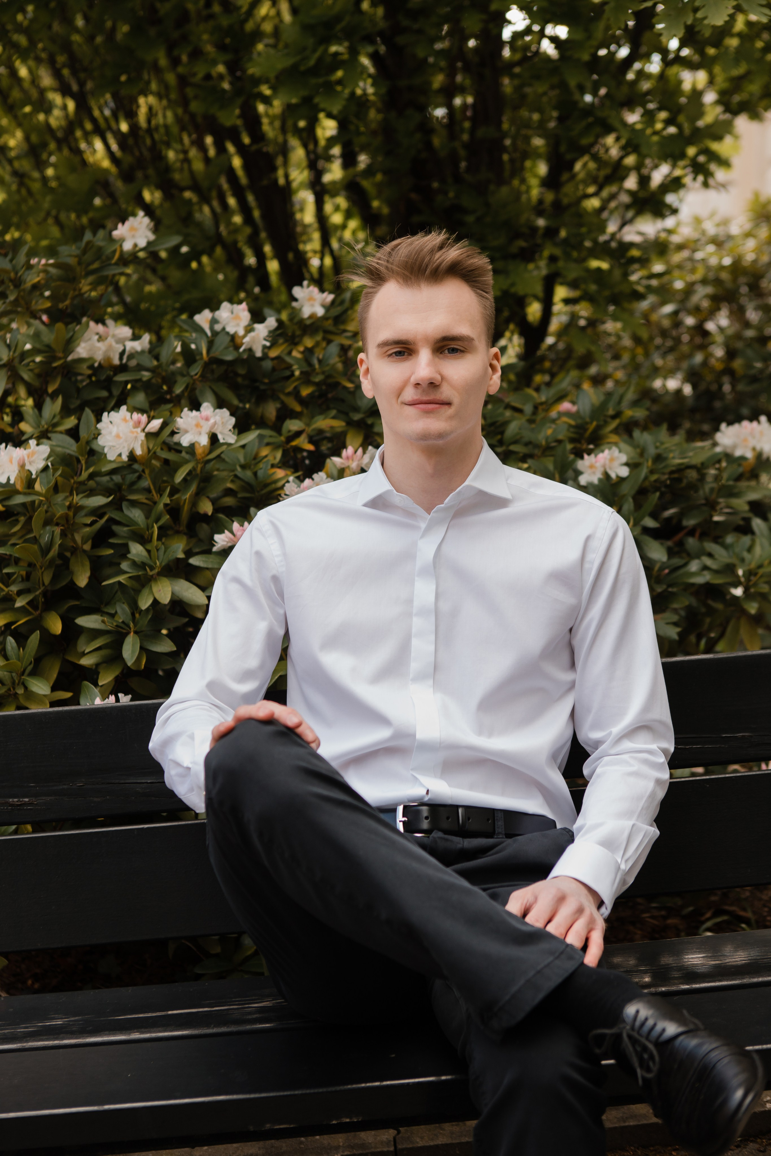 Семейная фотосессия Андрея и Марии. Видеосъемка и фотосъемка свадеб. Фотограф и оператор на свадьбу. Видеосъемка подкастов, собственная видео-фотостудии. Предметная фотосъемка