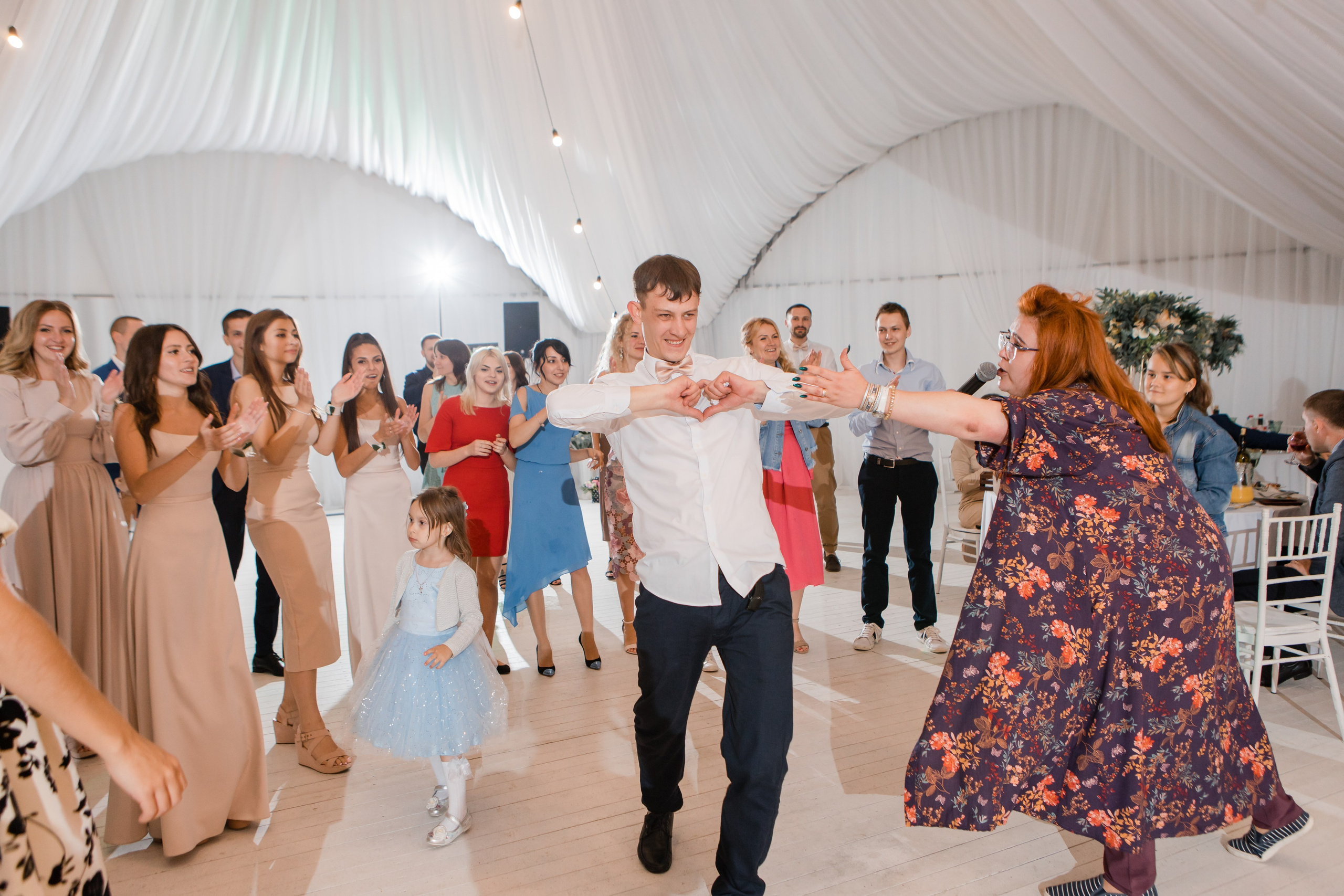 Свадебная фотосессия Сергея и Татьяны. Наша свадебная сказка. Видеосъемка и фотосъемка свадеб. Фотограф и оператор на свадьбу. Видеосъемка подкастов, собственная видео-фотостудии. Предметная фотосъемка