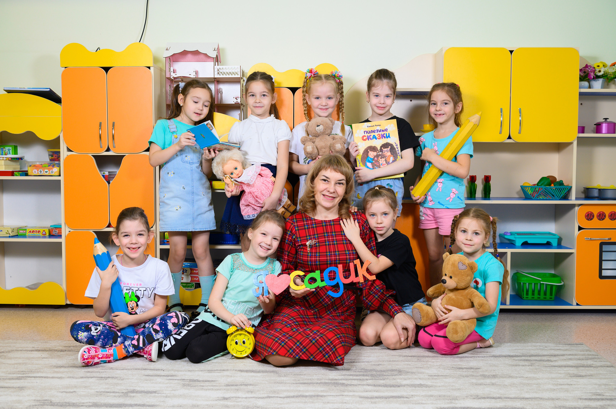 Фотосессия на выпускные альбомы для детского сада. Выпускные альбомы Искитим Бердск Новосибирск