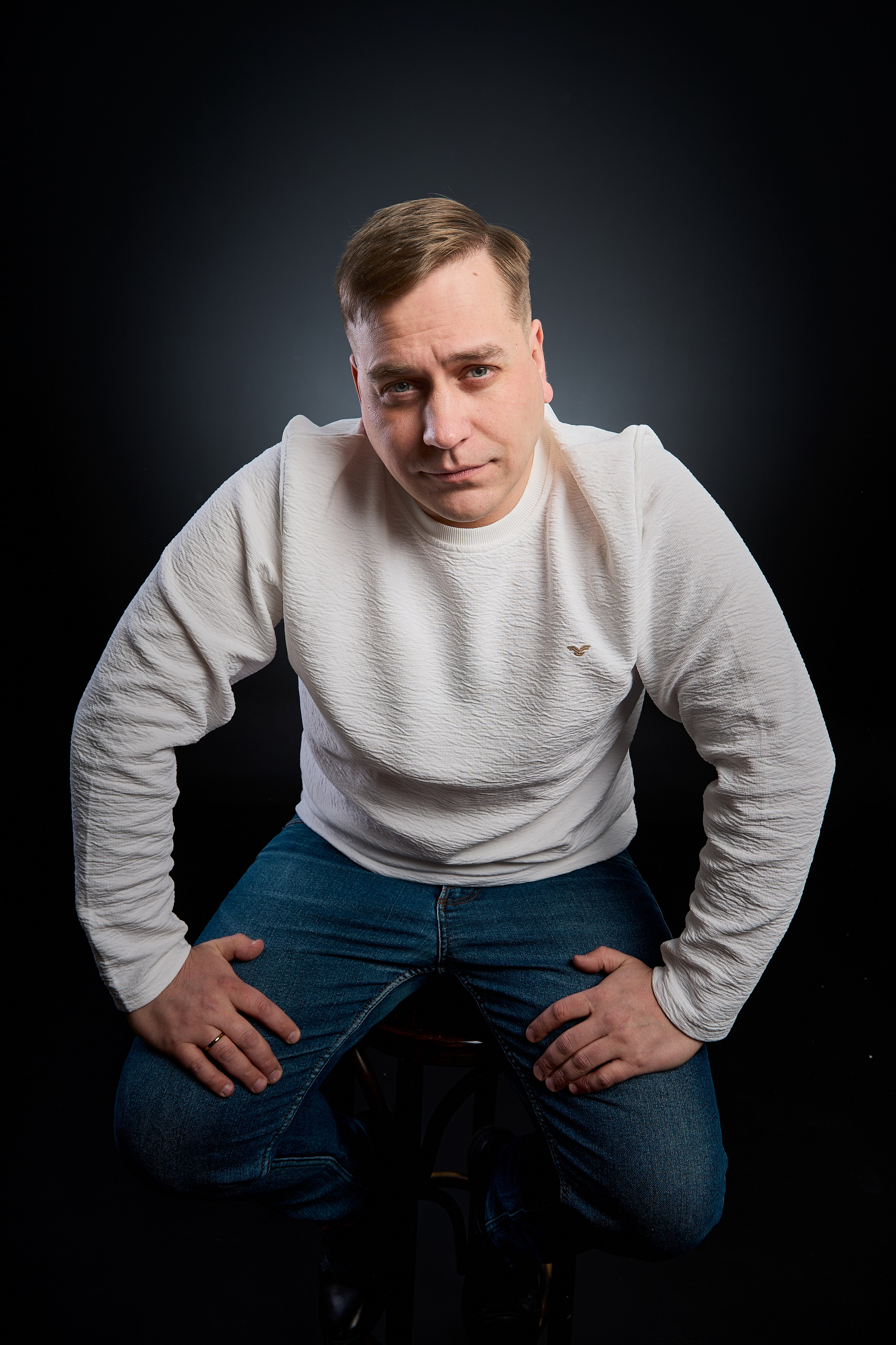 Он. Портретный фотограф Евгений Денисов