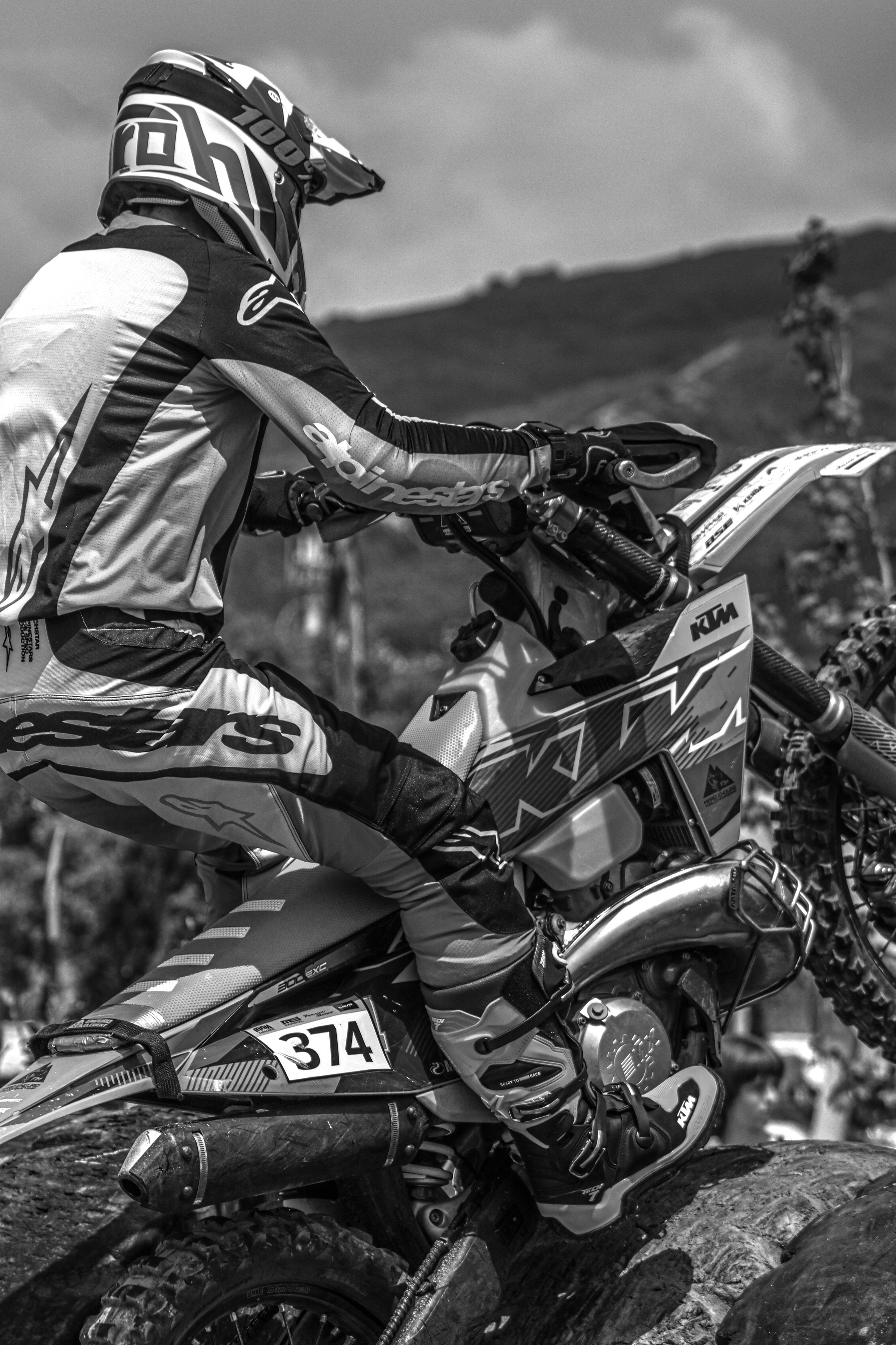 Enduro. Ivaladimirovna1995.wfolio.pro