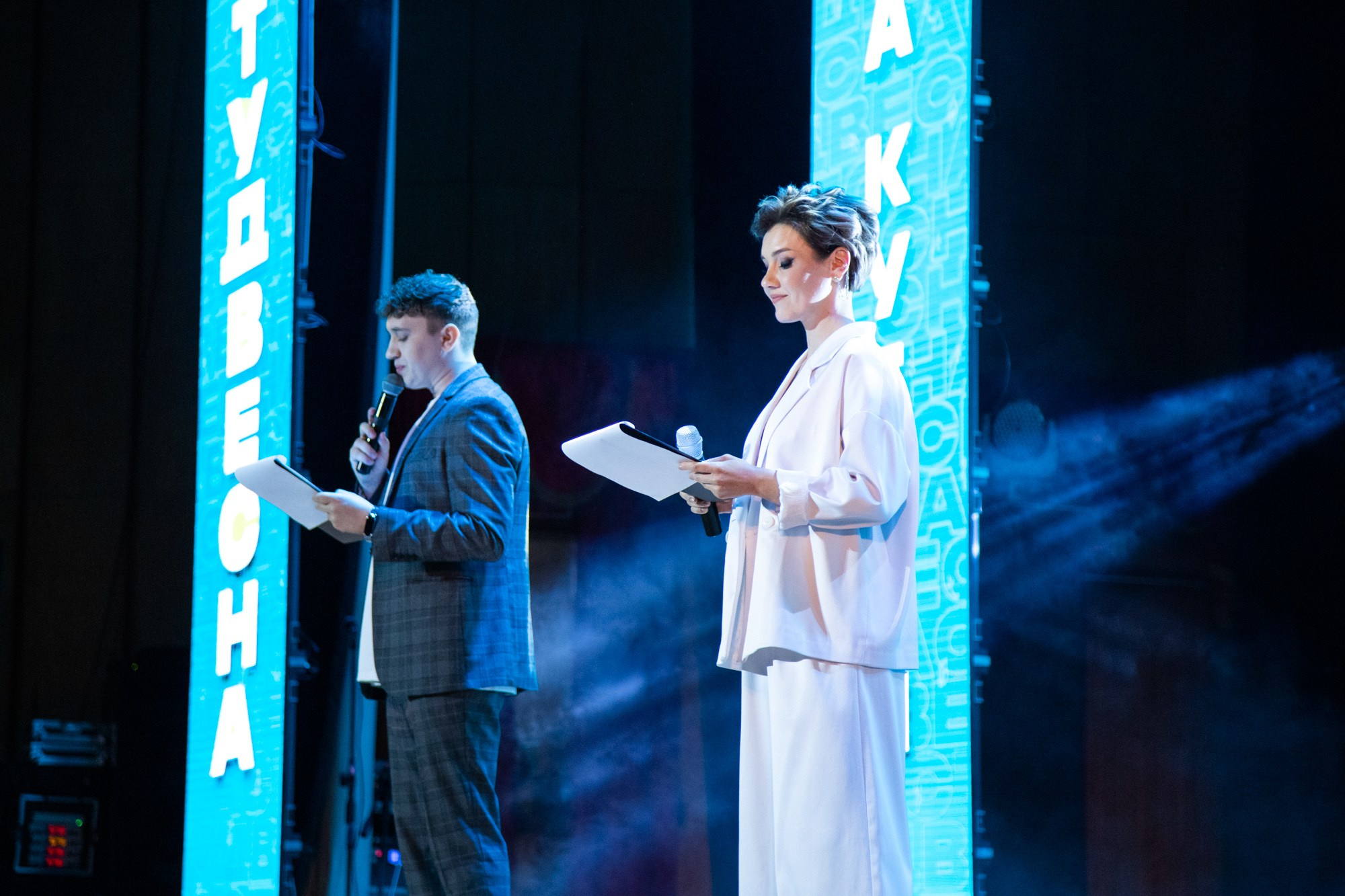 Гала-концерт «Студвесна на Кубани». Репортажный, промышленный и маркетплейс-фотограф Дмитрий Чернат