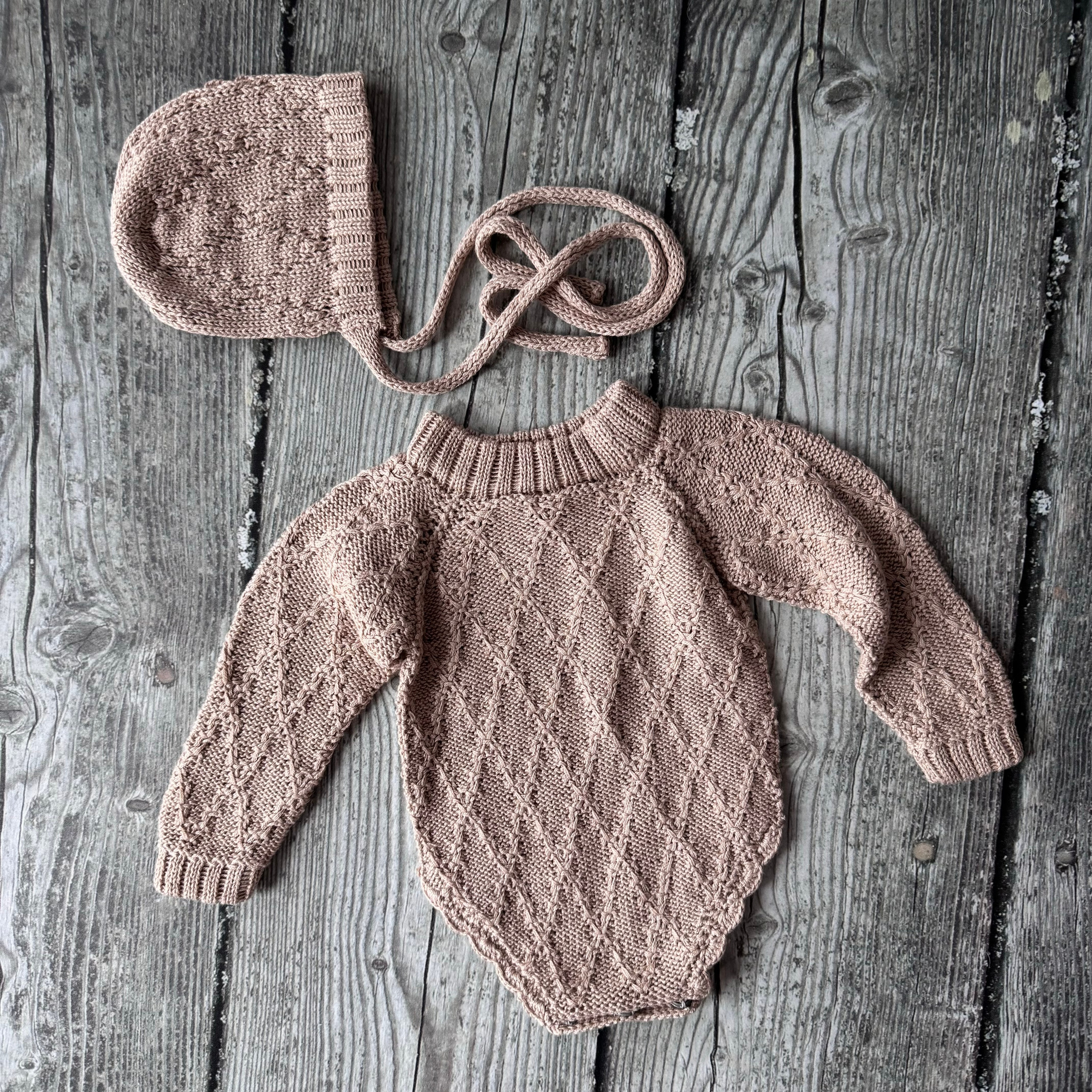 Костюмы и аксессуары для фотосессии новорожденных | Реквизит для съемки newborn в Москве. Фотосессия новорожденных в Москве и Московской области | Профессиональный фотограф newborn — Татьяна Иванова