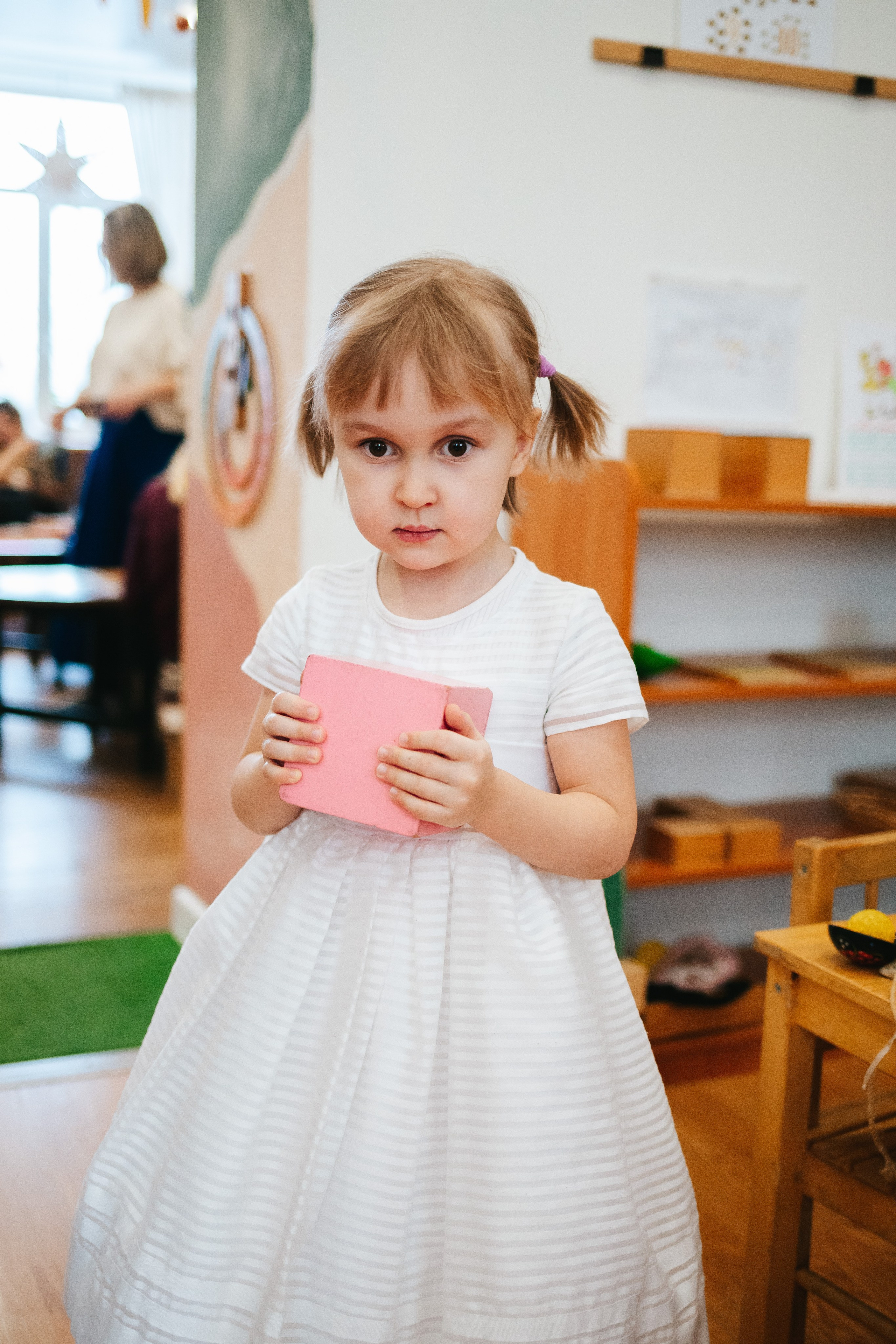 8 марта в Монтессори-саду. Семейный lifestyle фотограф в Санкт-Петербурге Людмила Пахомова