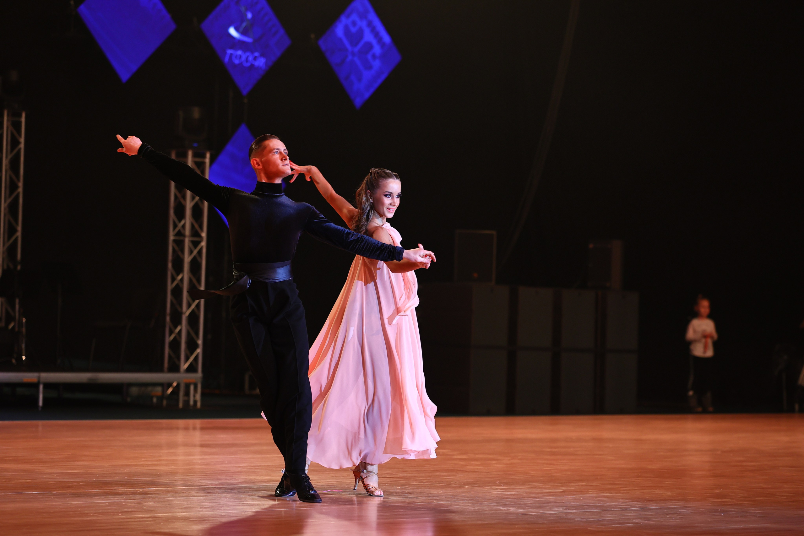 Сентябрь — Декабрь 2023. Фотограф Дмитрий Плетнев — QuickDancePhoto