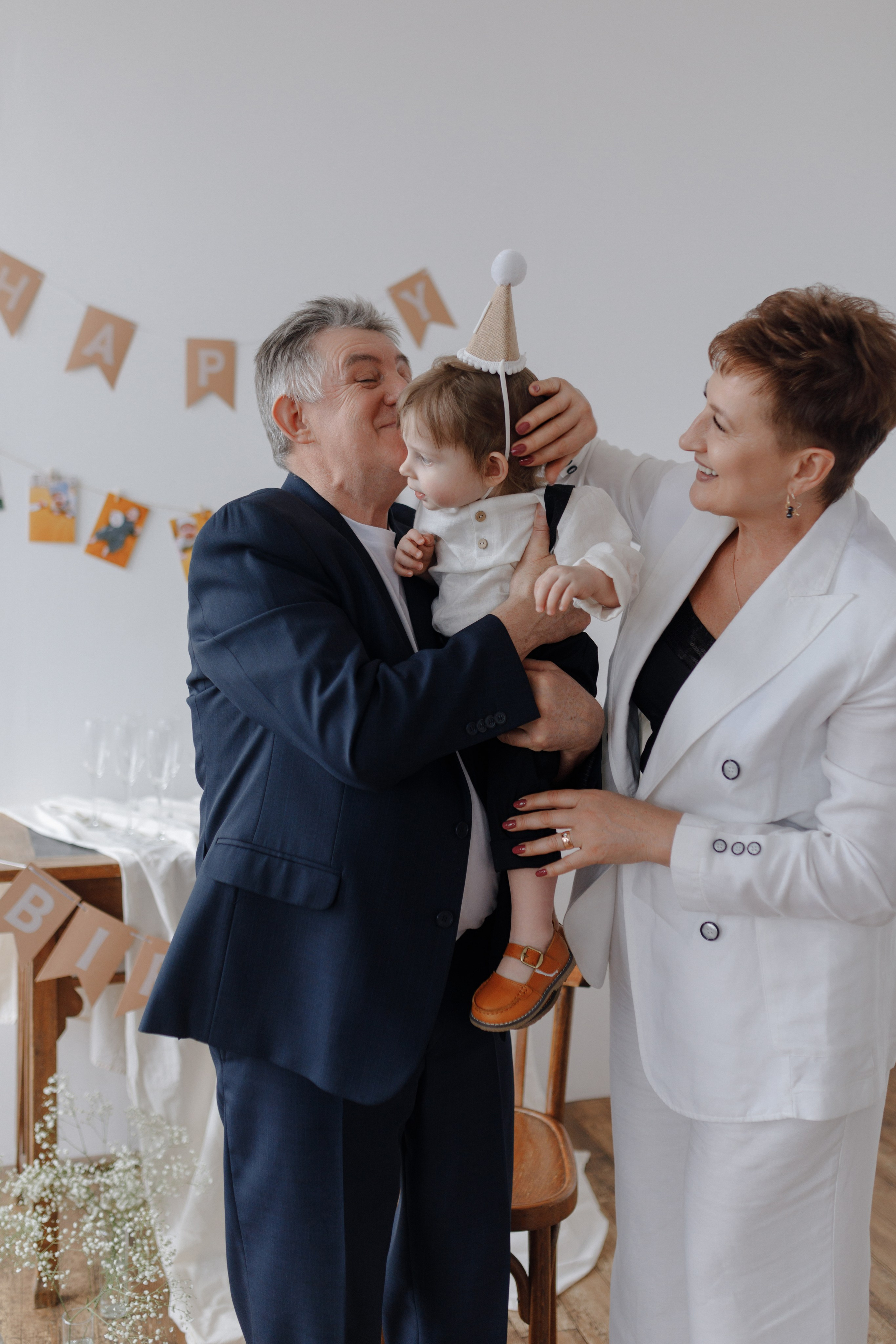 Арсению Годик. Главная