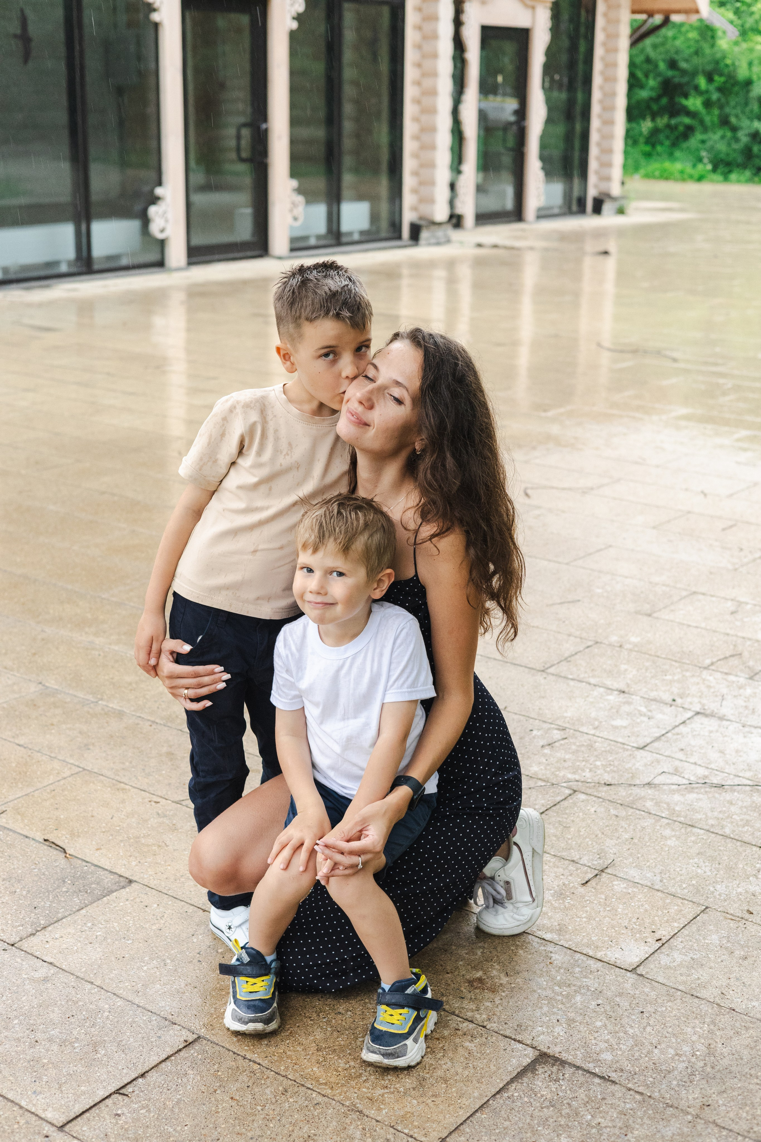 Андрей, Лиза с сыновьями. Портретный, свадебный, репортажный фотограф во Владивостоке Юлиана Джули Фокс