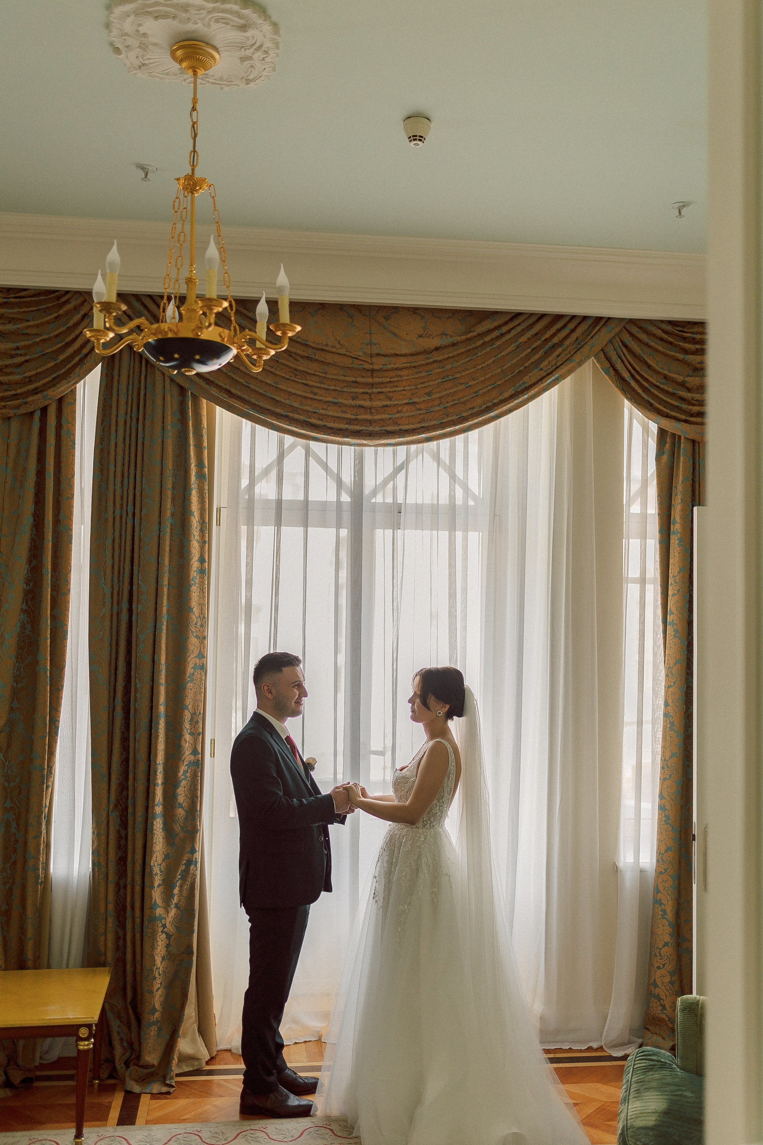 Грибоедовский ЗАГС. Семейный фотограф в Москве Анна Пожарская