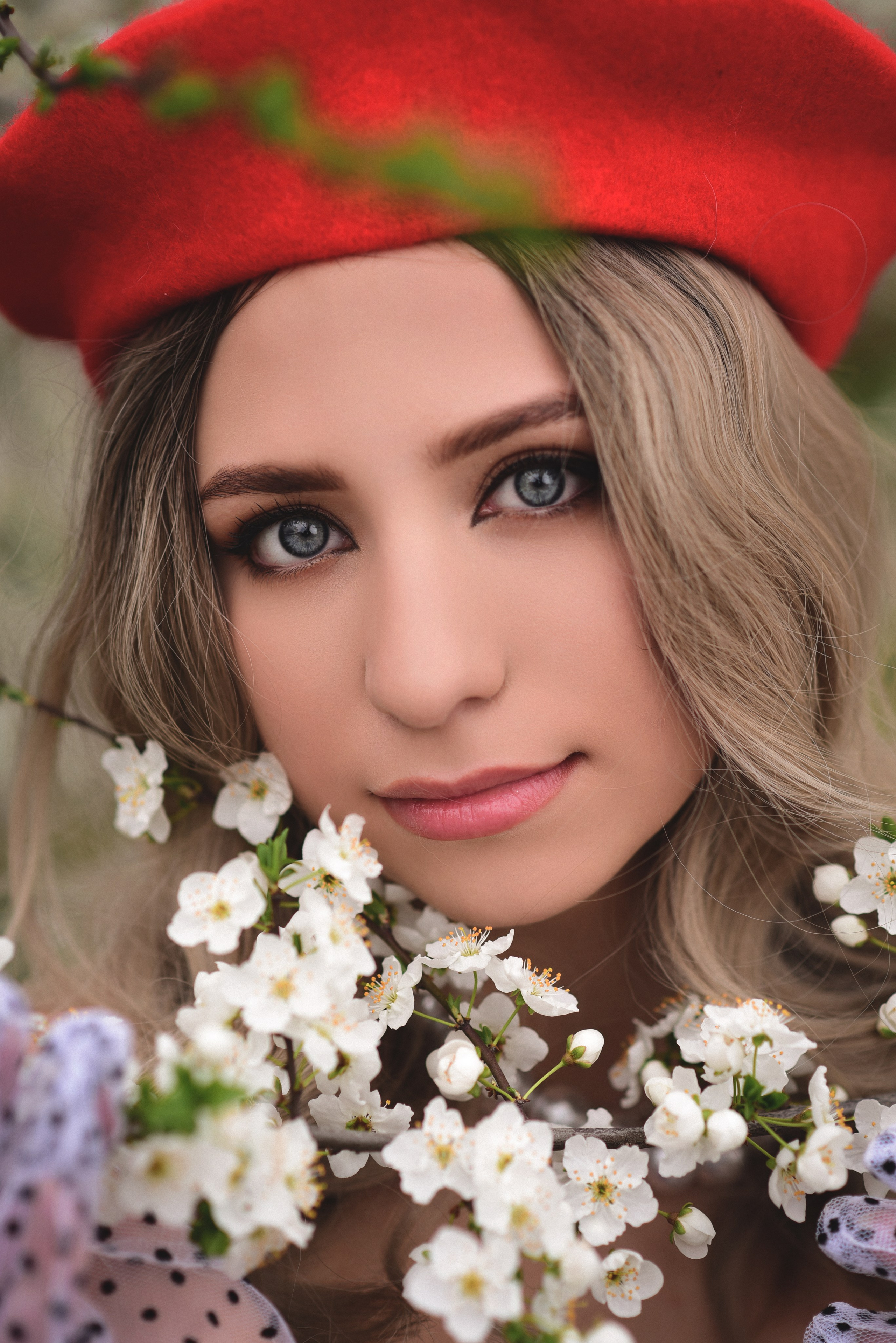 Весна. Съемка в цветении. Семейный и свадебный фотограф в Донецке Донская Анастасия